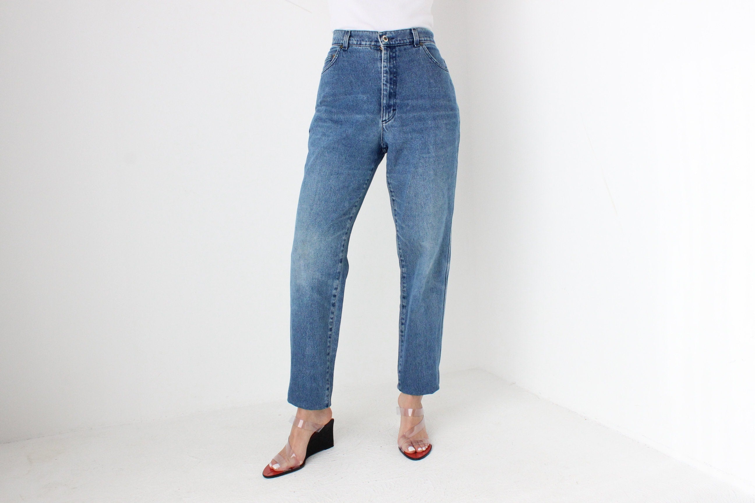 90s Classic 'Mondi' Vintage Medium Blue Stonewash Denim Jeans - Made in Italy