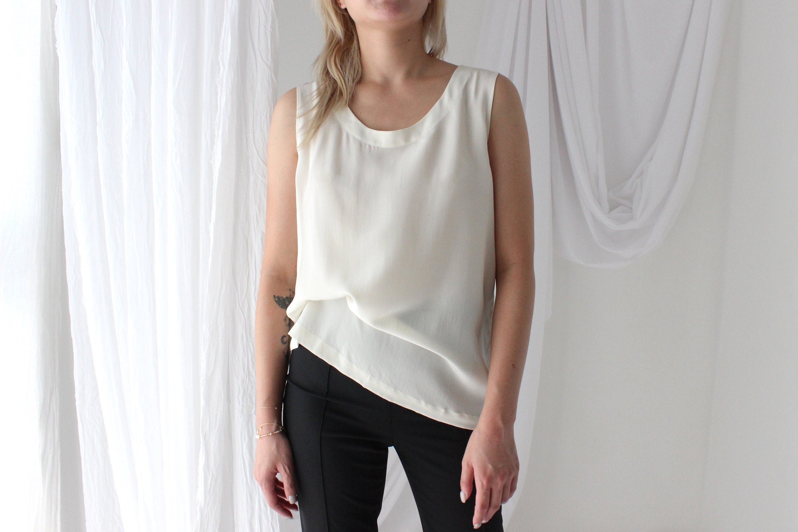90s Pure Silk Sleeveless Tank Top in Ivory