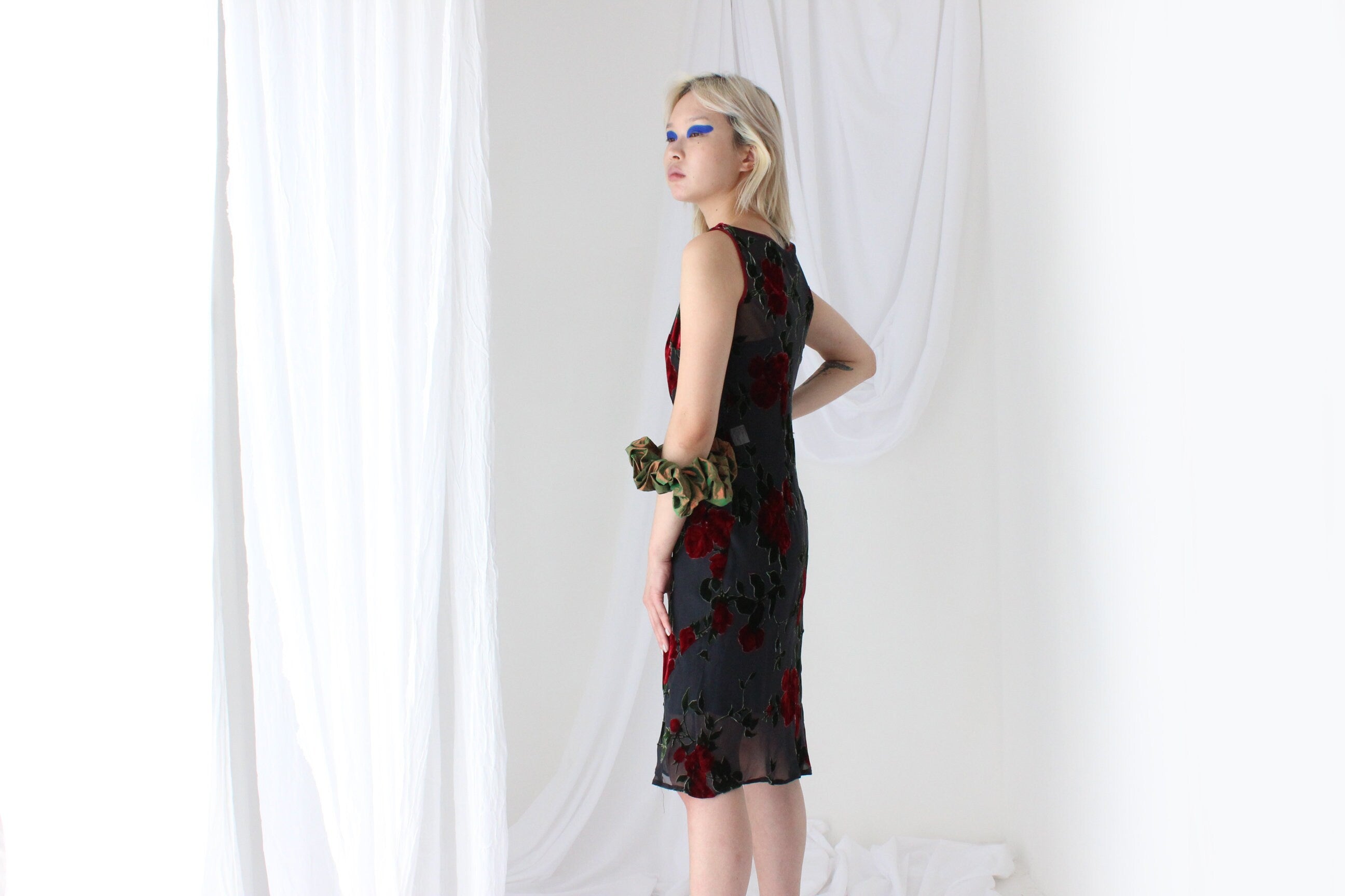 90s PURE SILK VELVET Red Rose Gothic Cocktail Dress