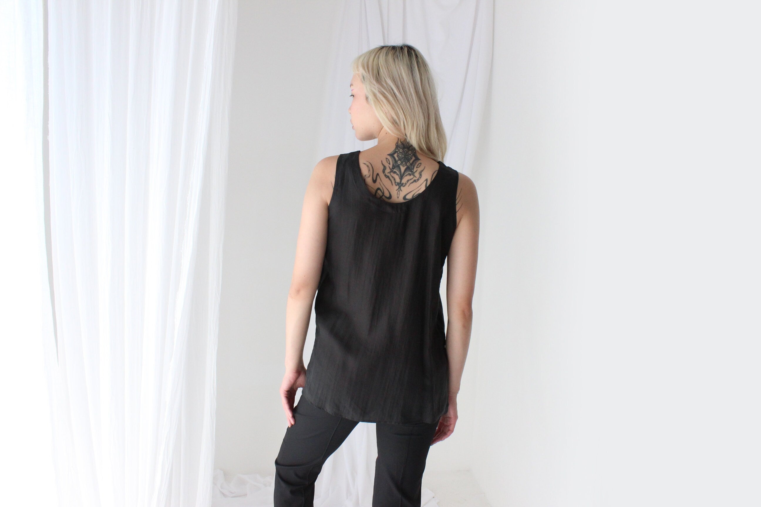 90s Pure Silk Sleeveless Tank Top in Matte Black