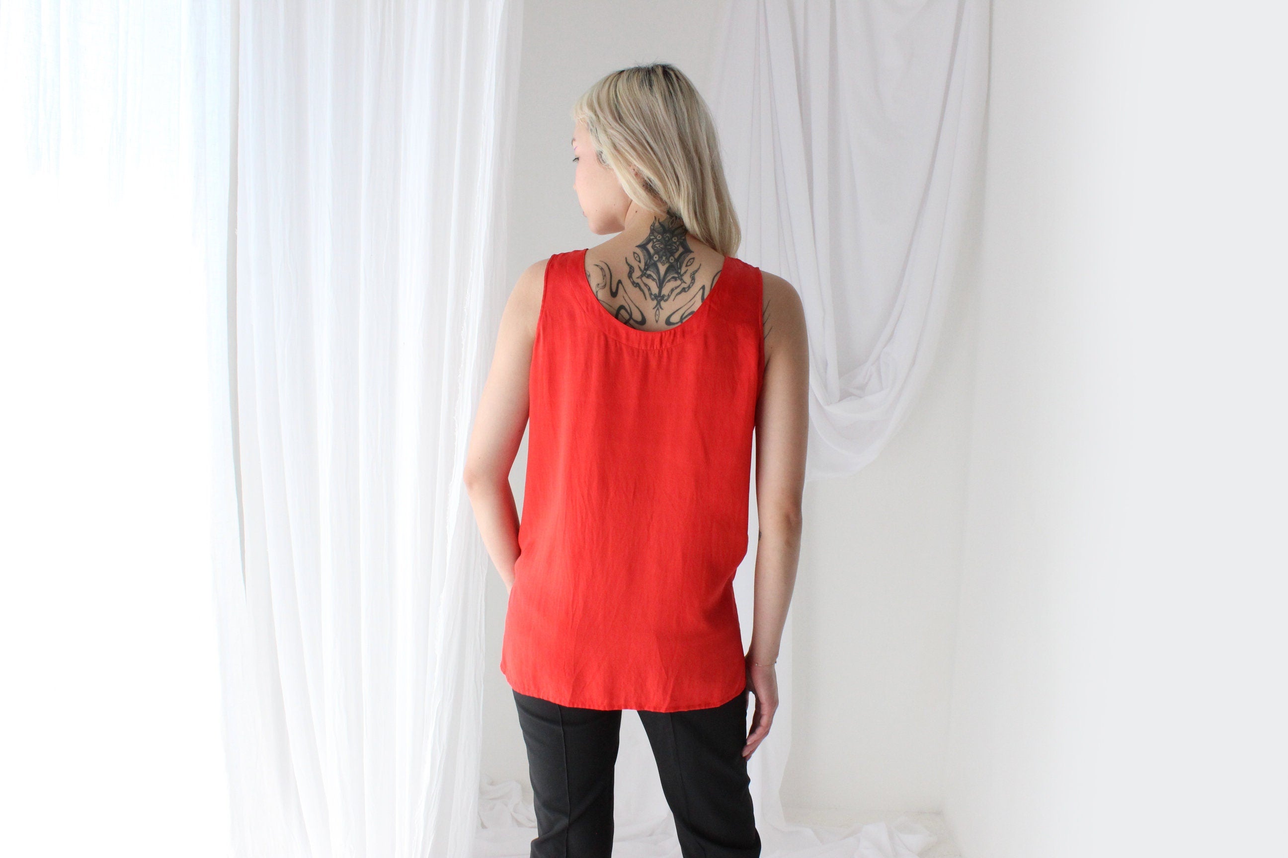 90s Pure Silk Sleeveless Tank Top in Red