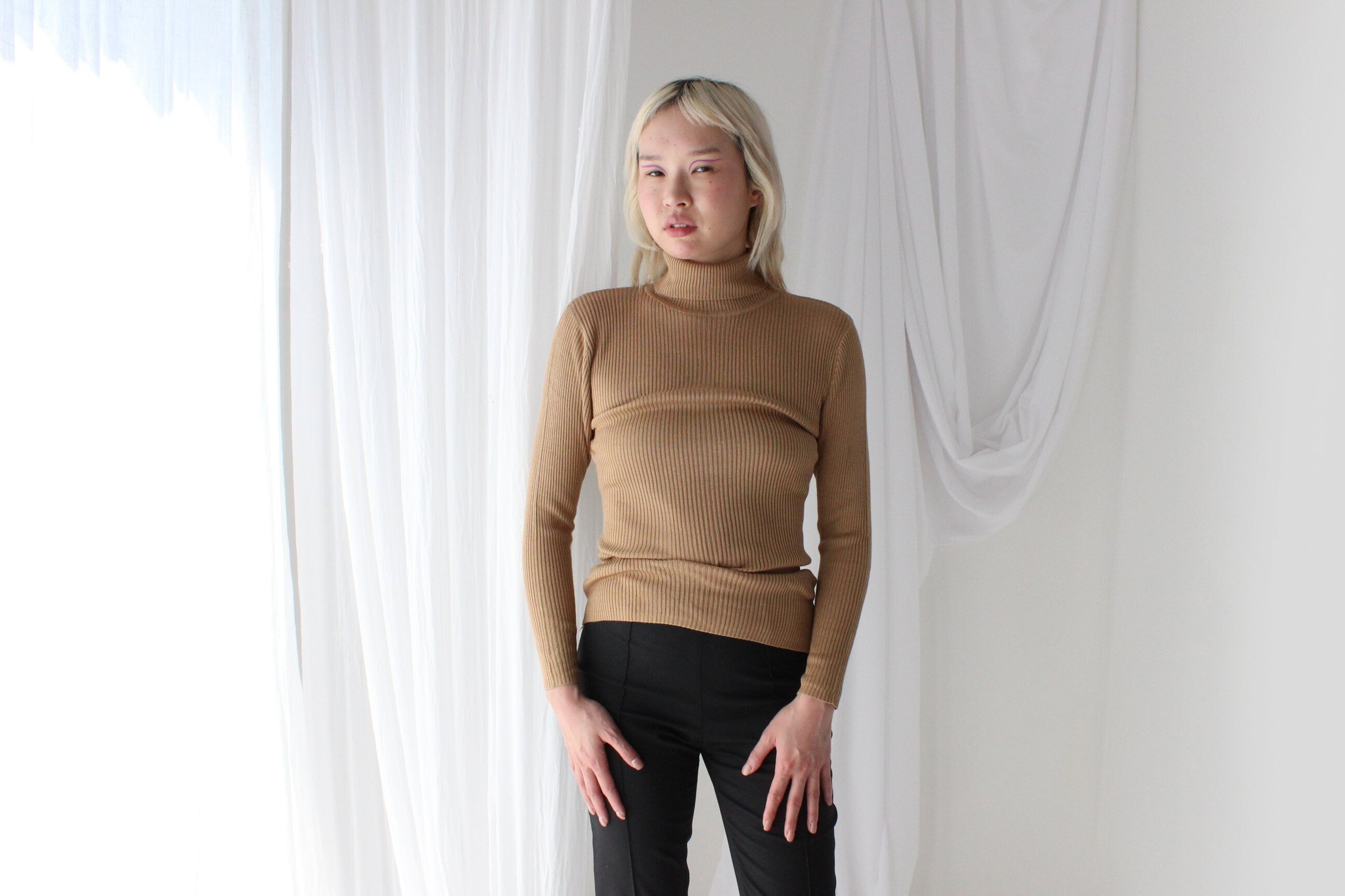 90s Luxury Pure Silk Knit Neutral Turtle Neck Sweater