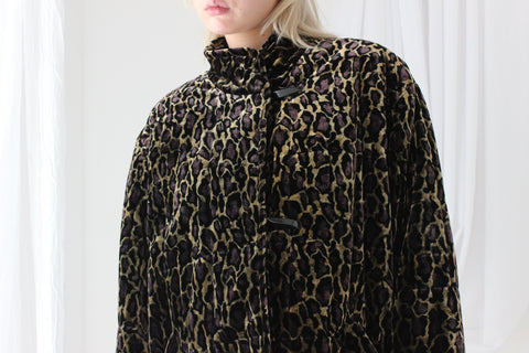 80s PURE SILK VELVET Quilted Puffer Coat in Leopard Print