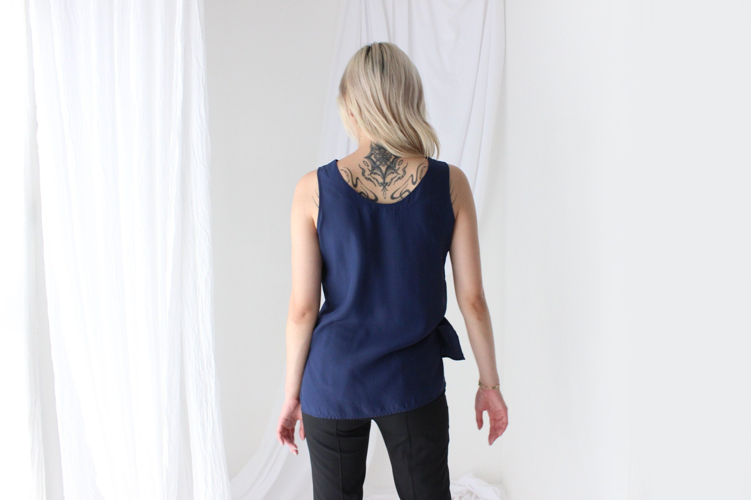 90s Pure Silk Sleeveless Tank Top in Navy Satin