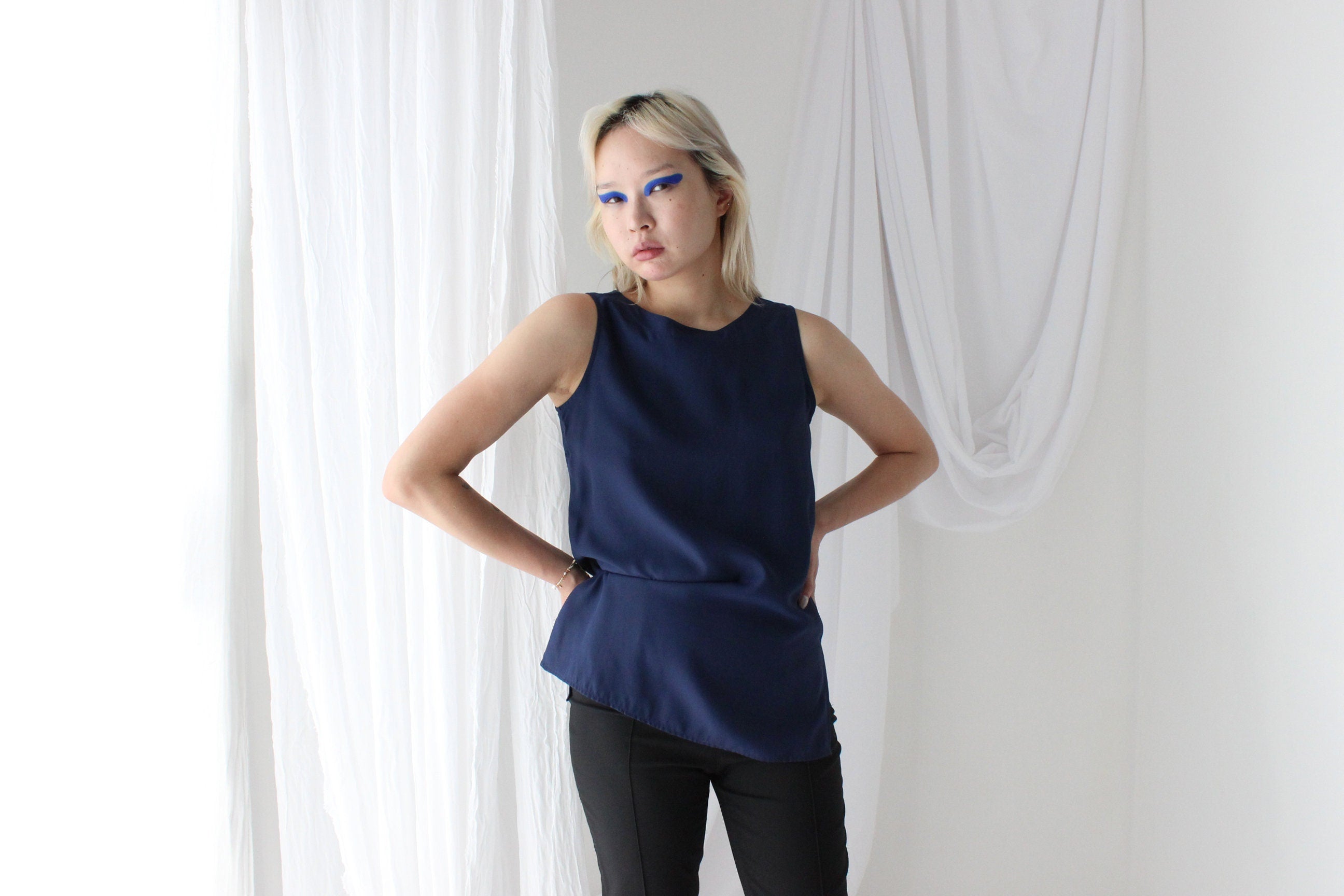 90s Pure Silk Sleeveless Tank Top in Navy Satin