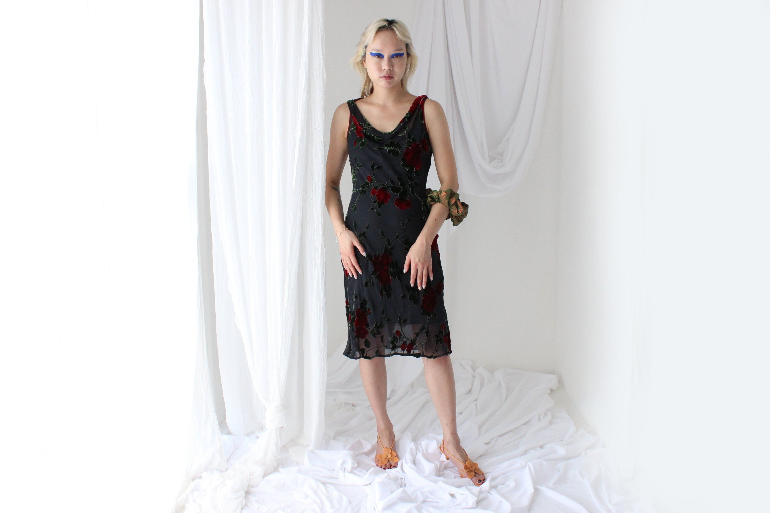 90s PURE SILK VELVET Red Rose Gothic Cocktail Dress