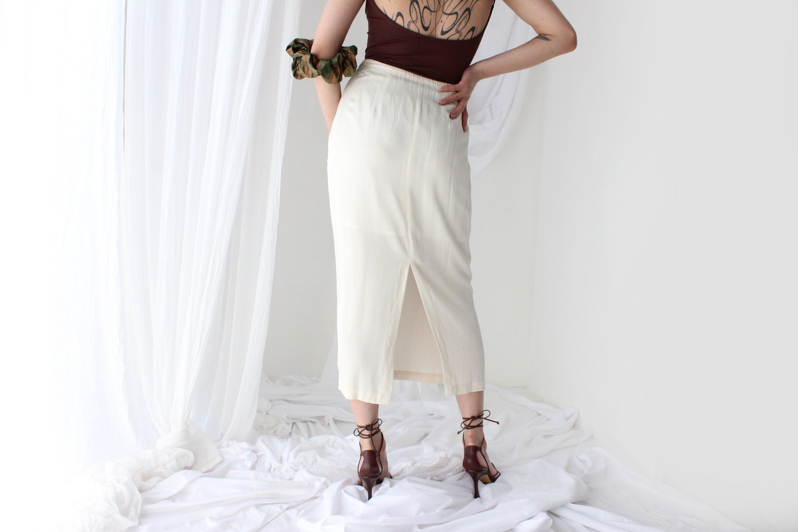 80s Ivory Silk Minimal High Waist Pencil Skirt