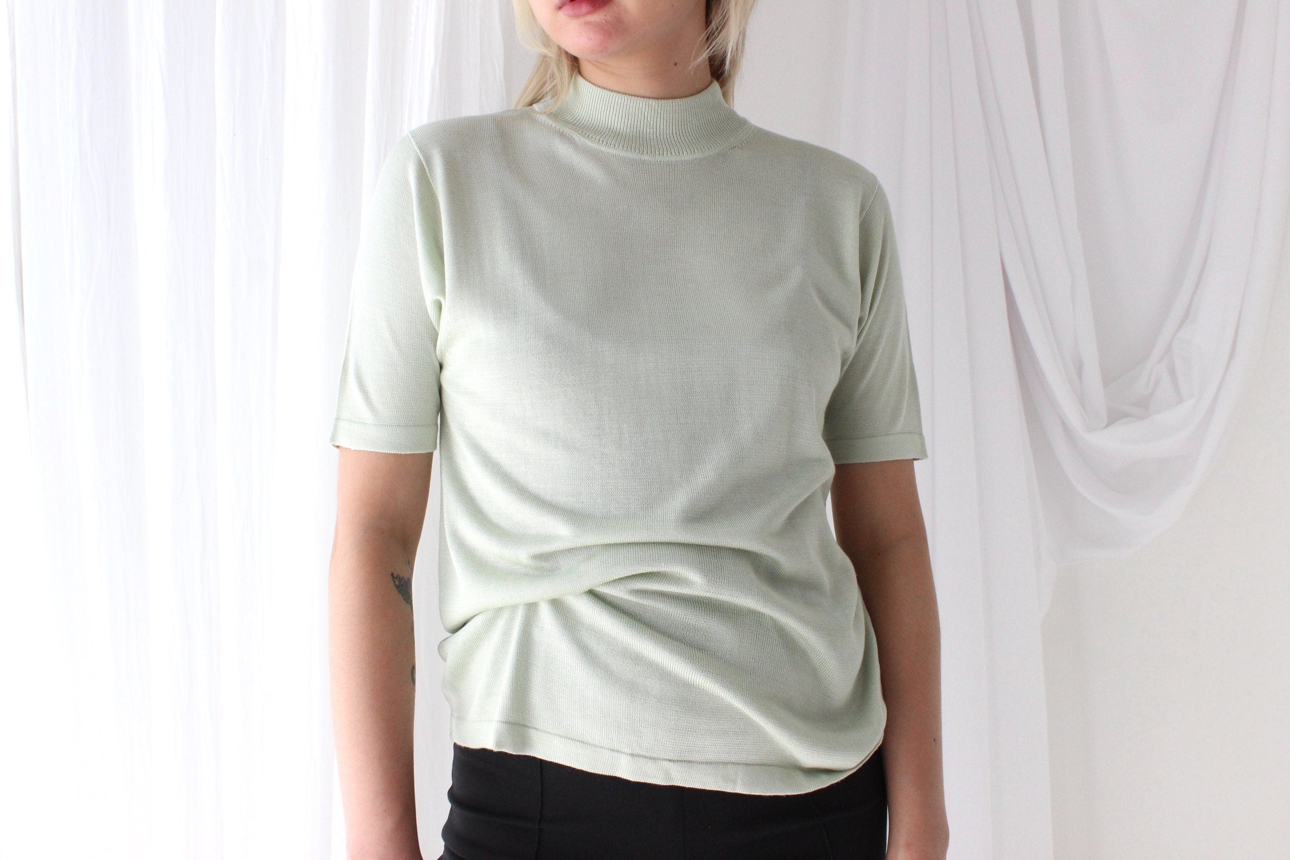 80s PURE SILK Luxury High Neck Knit in Mint