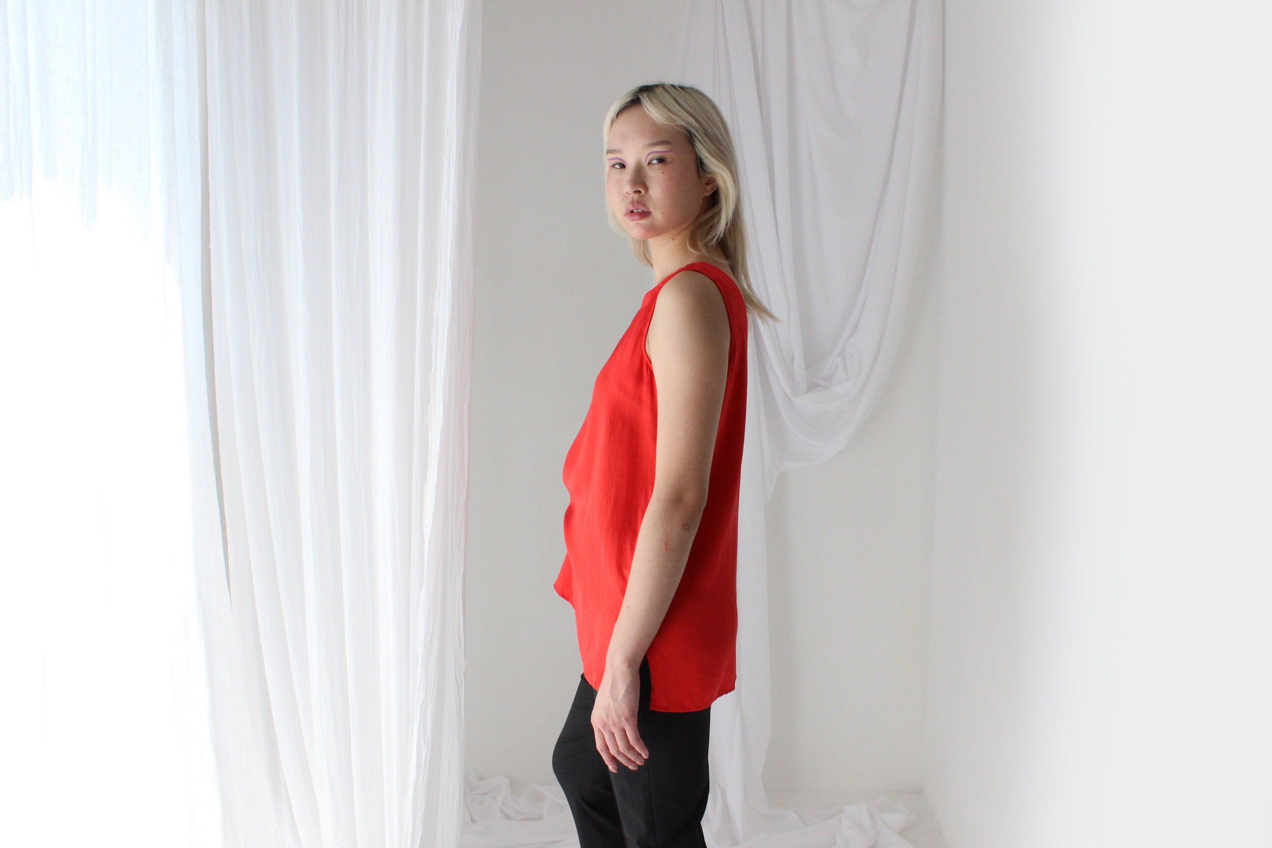 90s Pure Silk Sleeveless Tank Top in Red