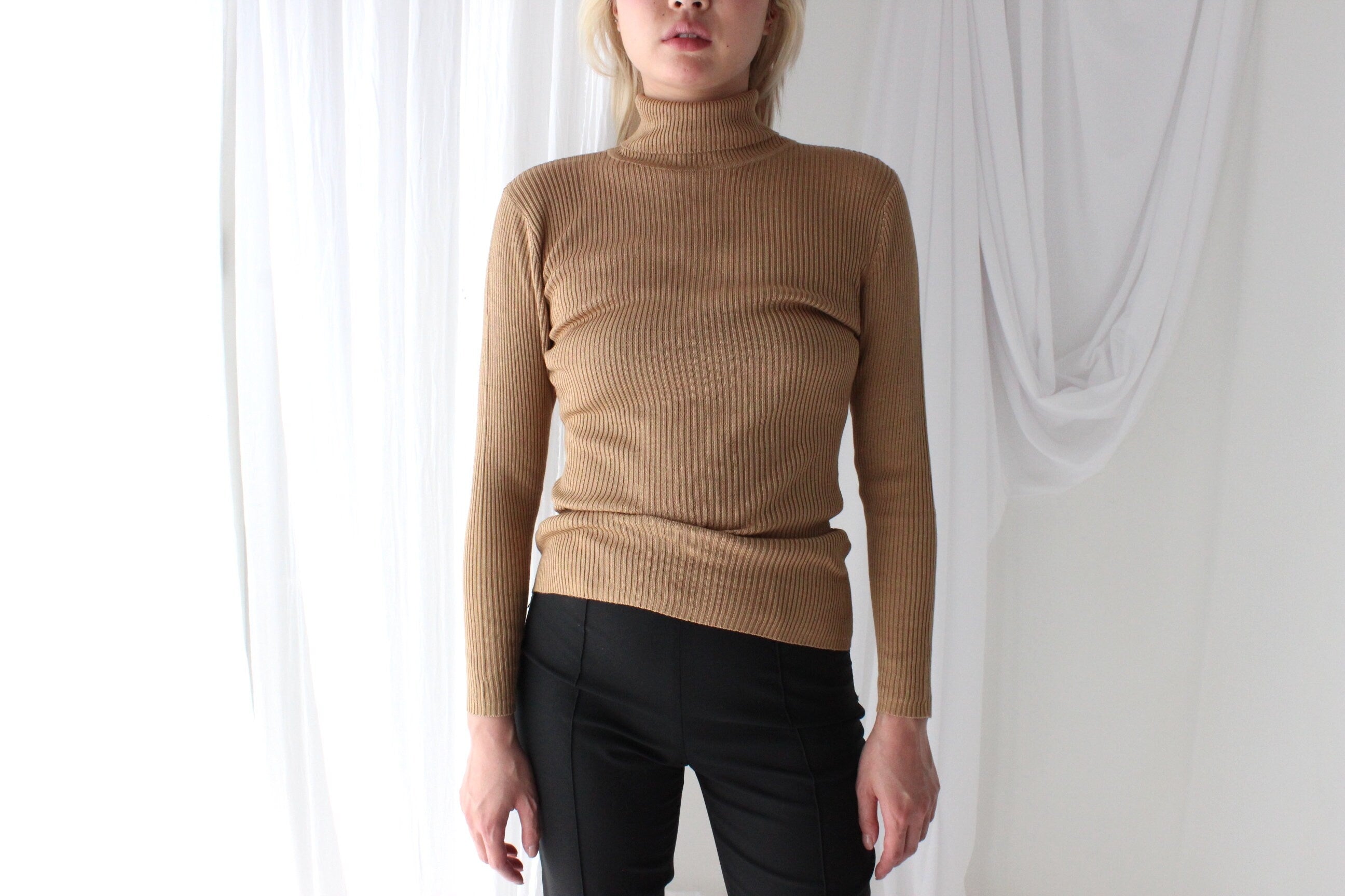 90s Luxury Pure Silk Knit Neutral Turtle Neck Sweater