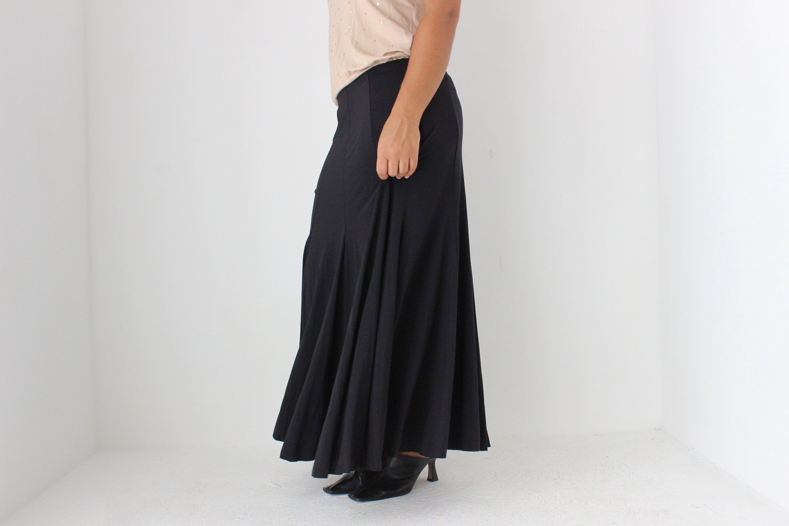 90s Minimal Slinky Stretch Maxi / Midi Skirt