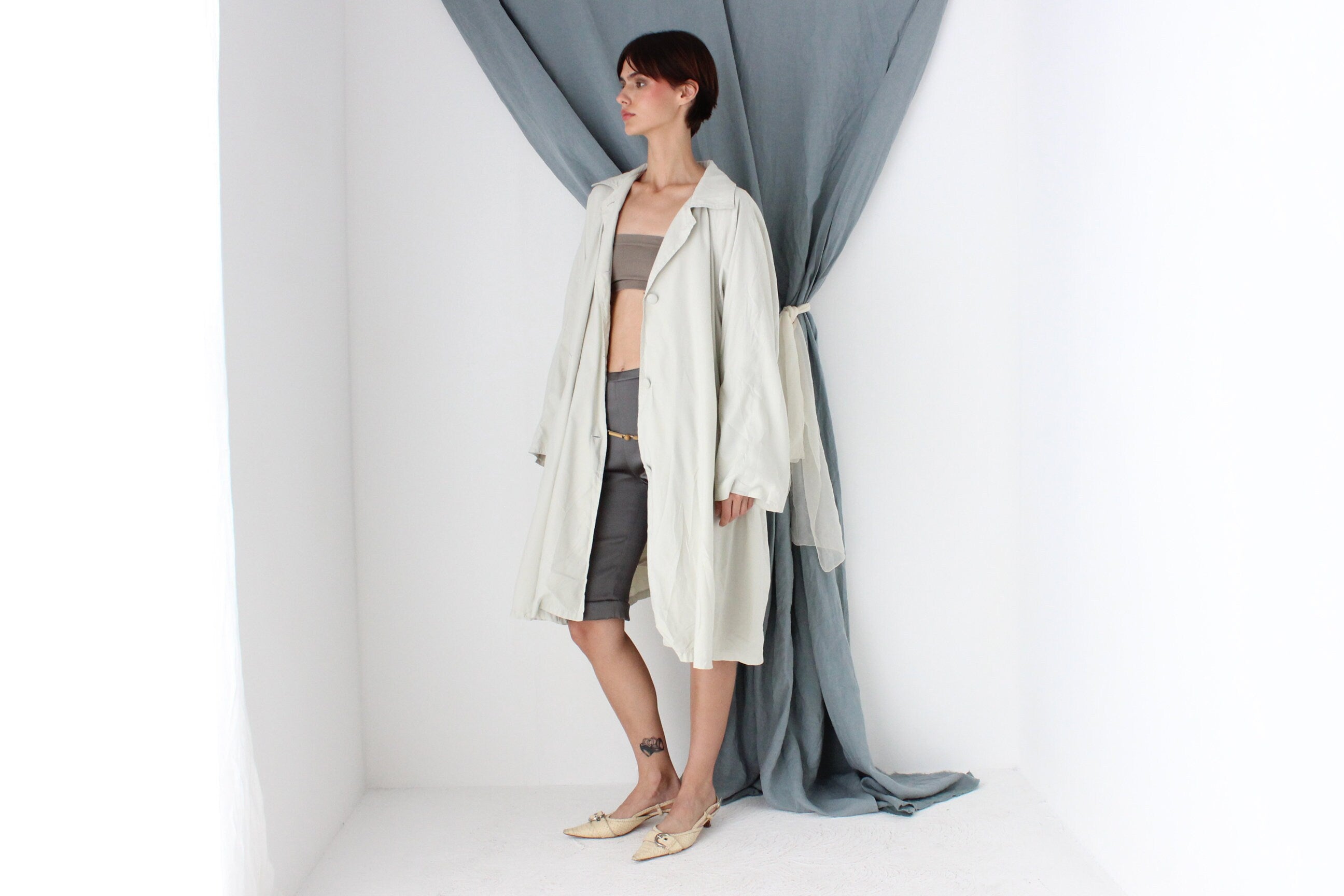 MADE IN ITALY 80s Neutral Oversized Swing Trench Coat