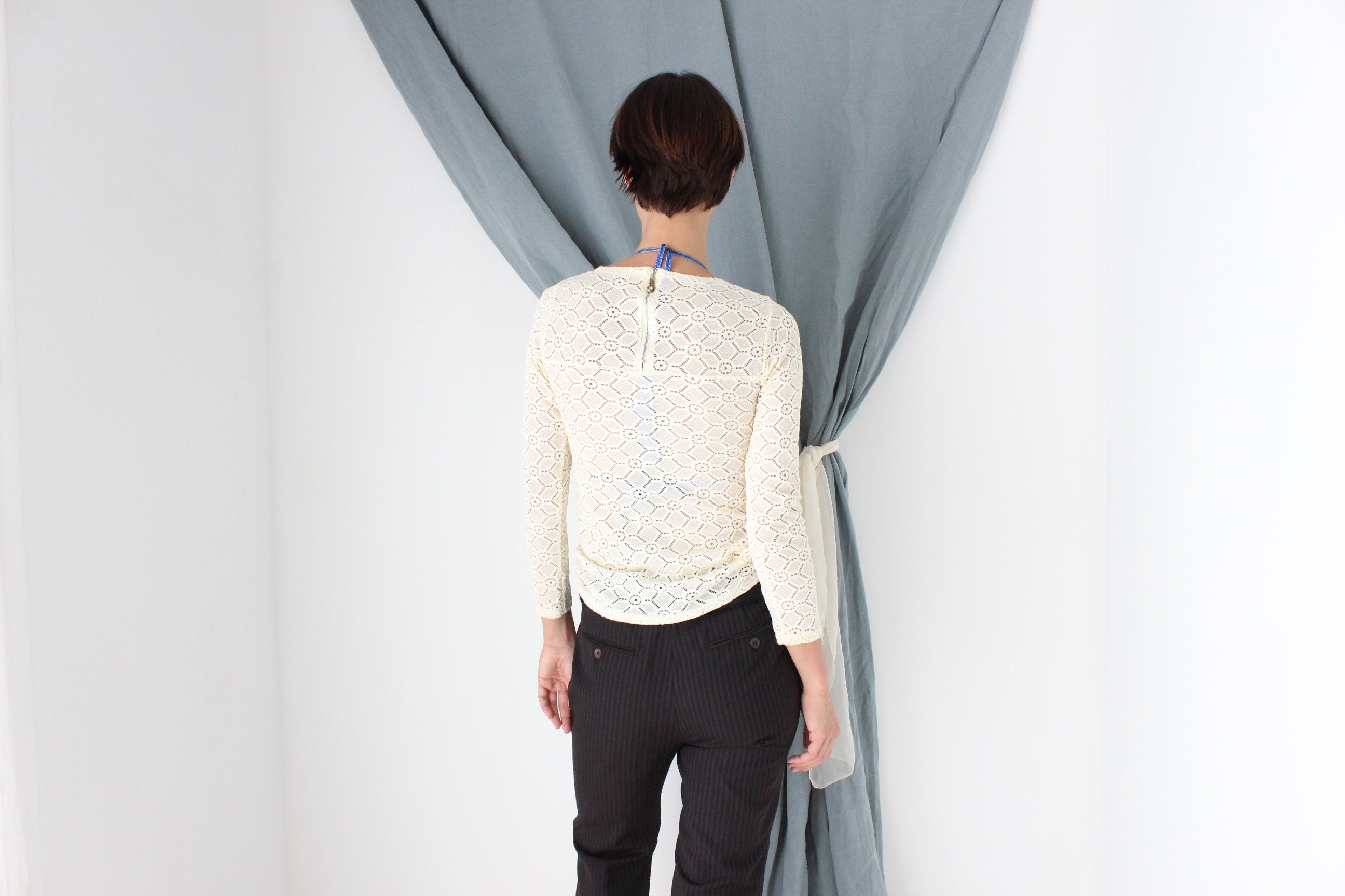 MADE IN ITALY 2000s Crochet / Lace Long Sleeve Top