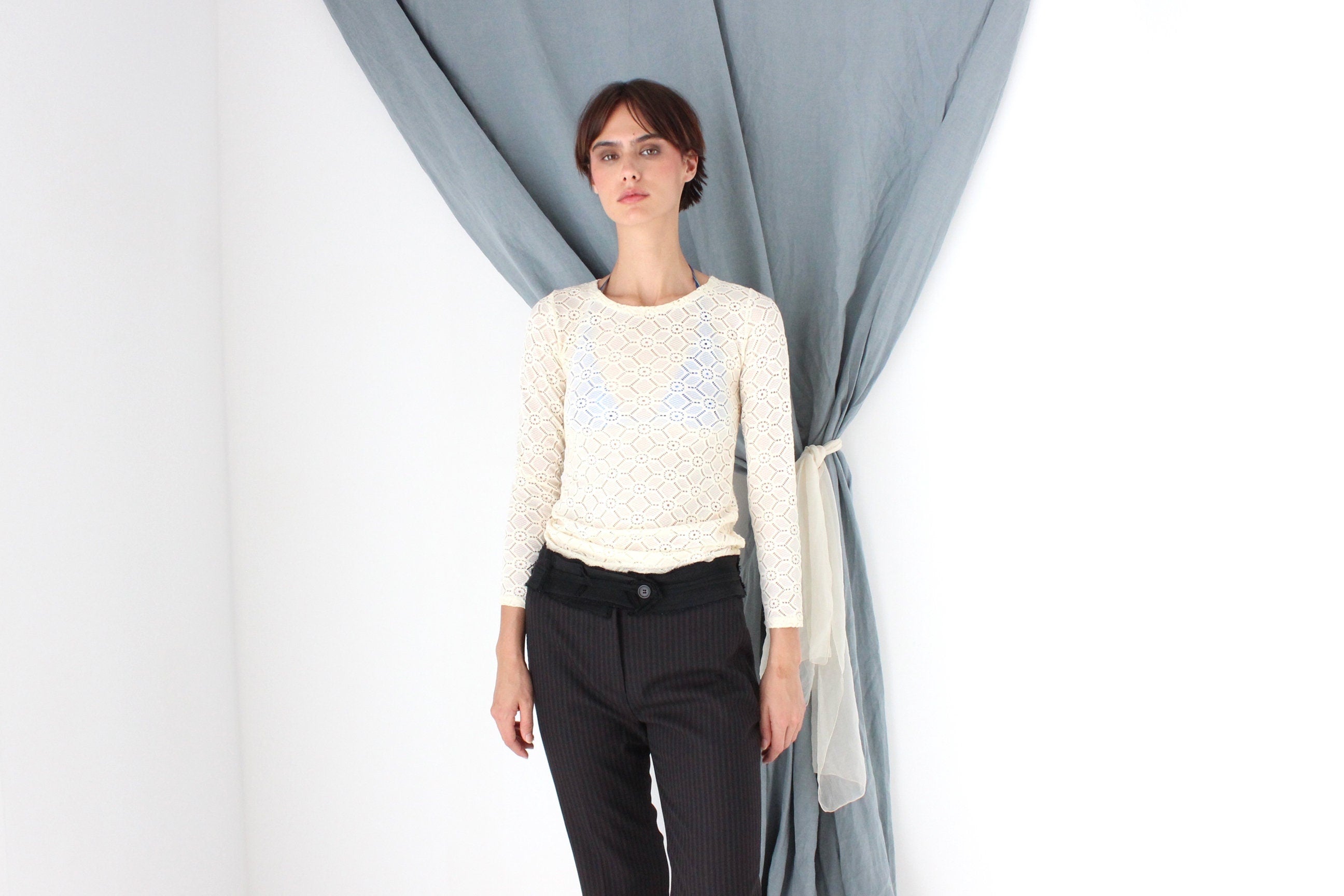 MADE IN ITALY 2000s Crochet / Lace Long Sleeve Top