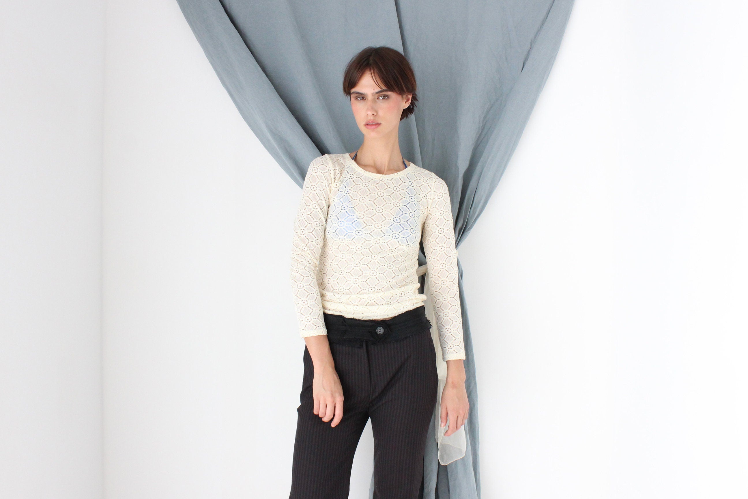 MADE IN ITALY 2000s Crochet / Lace Long Sleeve Top