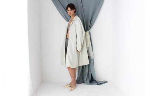 MADE IN ITALY 80s Neutral Oversized Swing Trench Coat