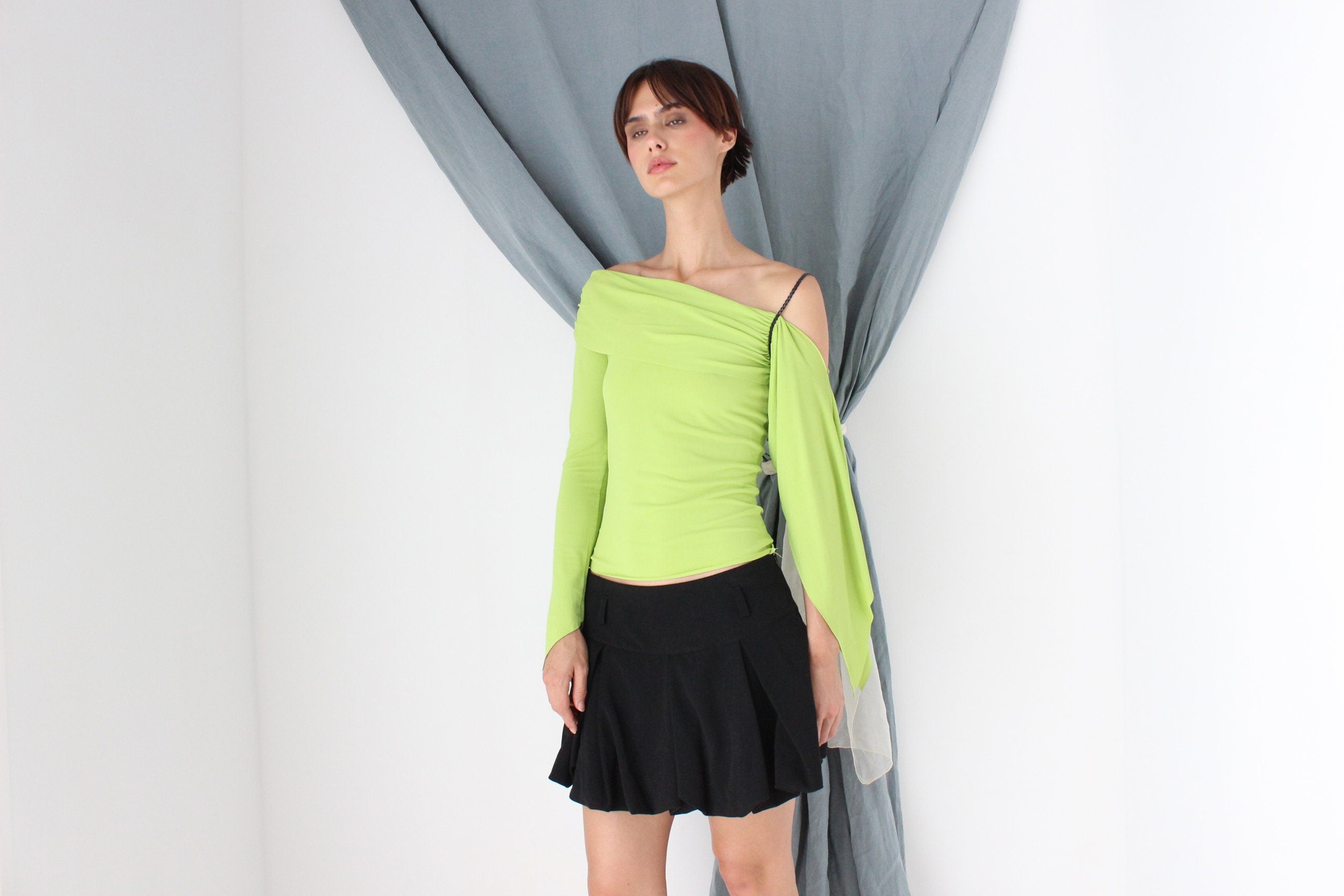 MADE IN ITALY Incredible Y2K Asymmetric Lime Top