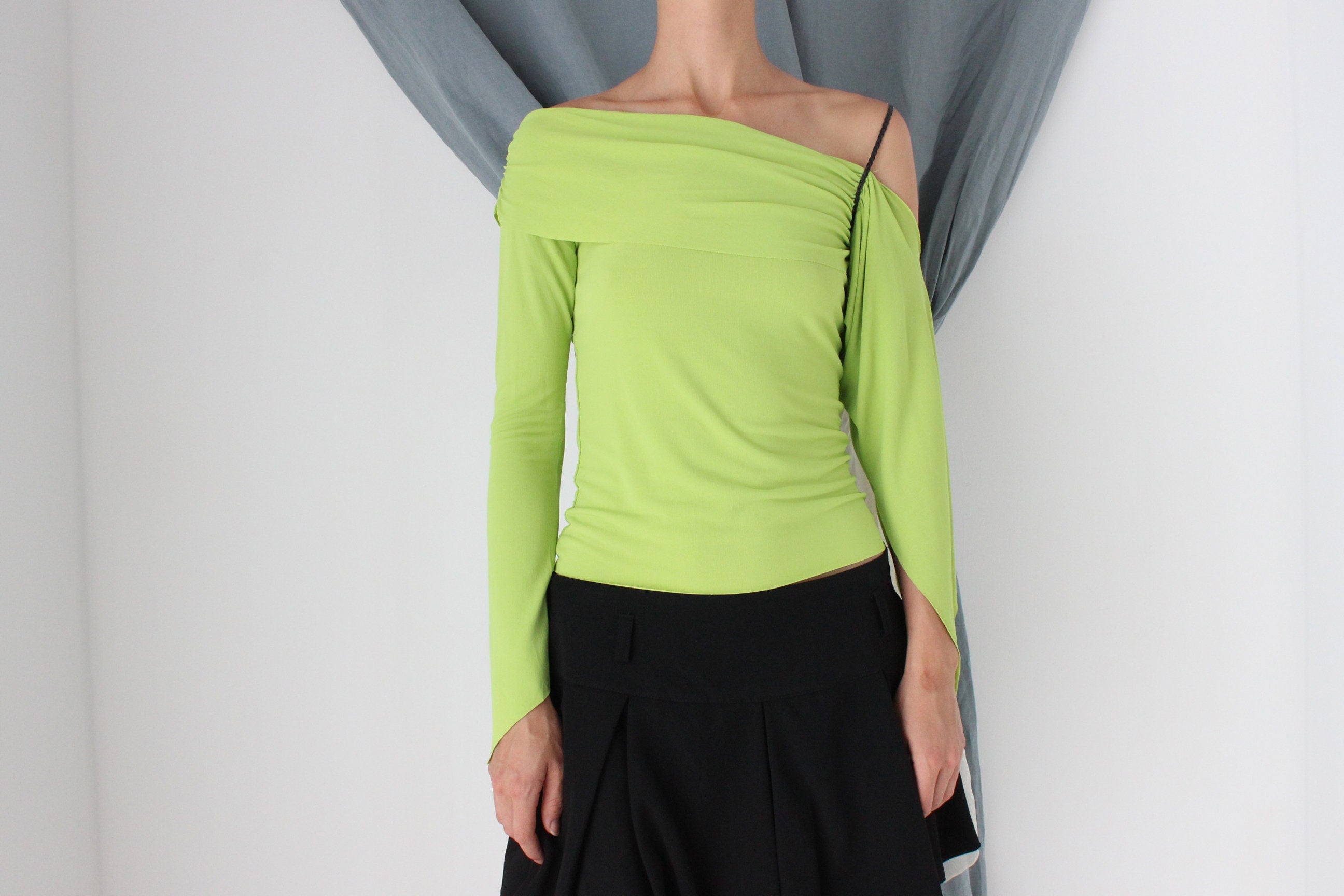 MADE IN ITALY Incredible Y2K Asymmetric Lime Top