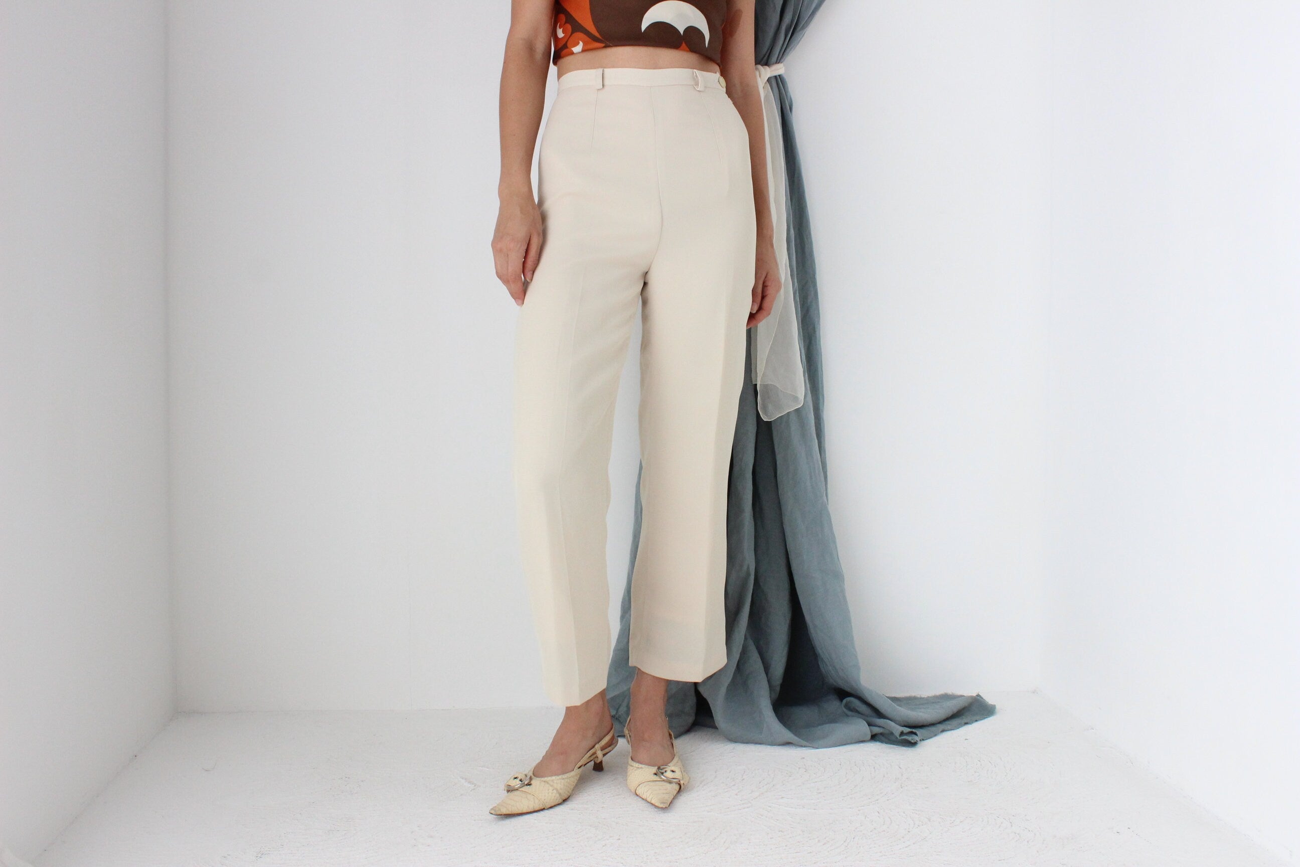 MADE IN ITALY 90s Cream Crepe Cropped Trousers