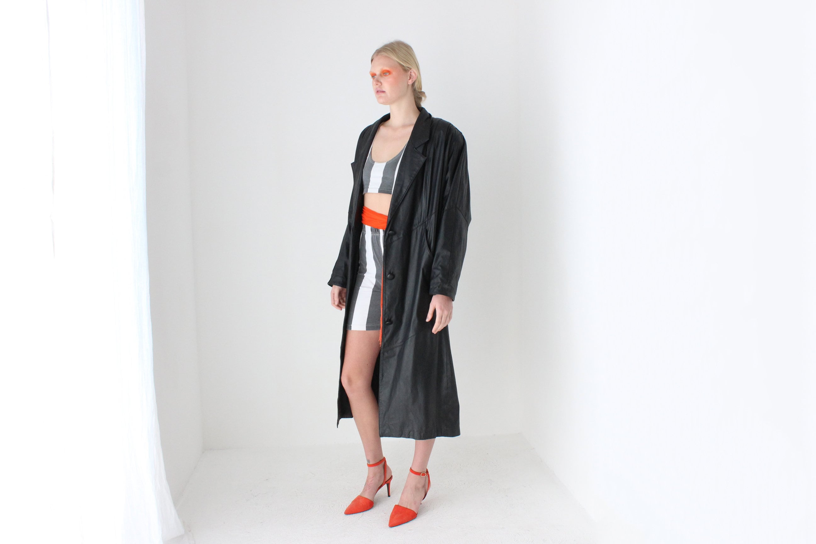 80s {Genuine Leather} Relaxed & Roomy Black Trench Coat