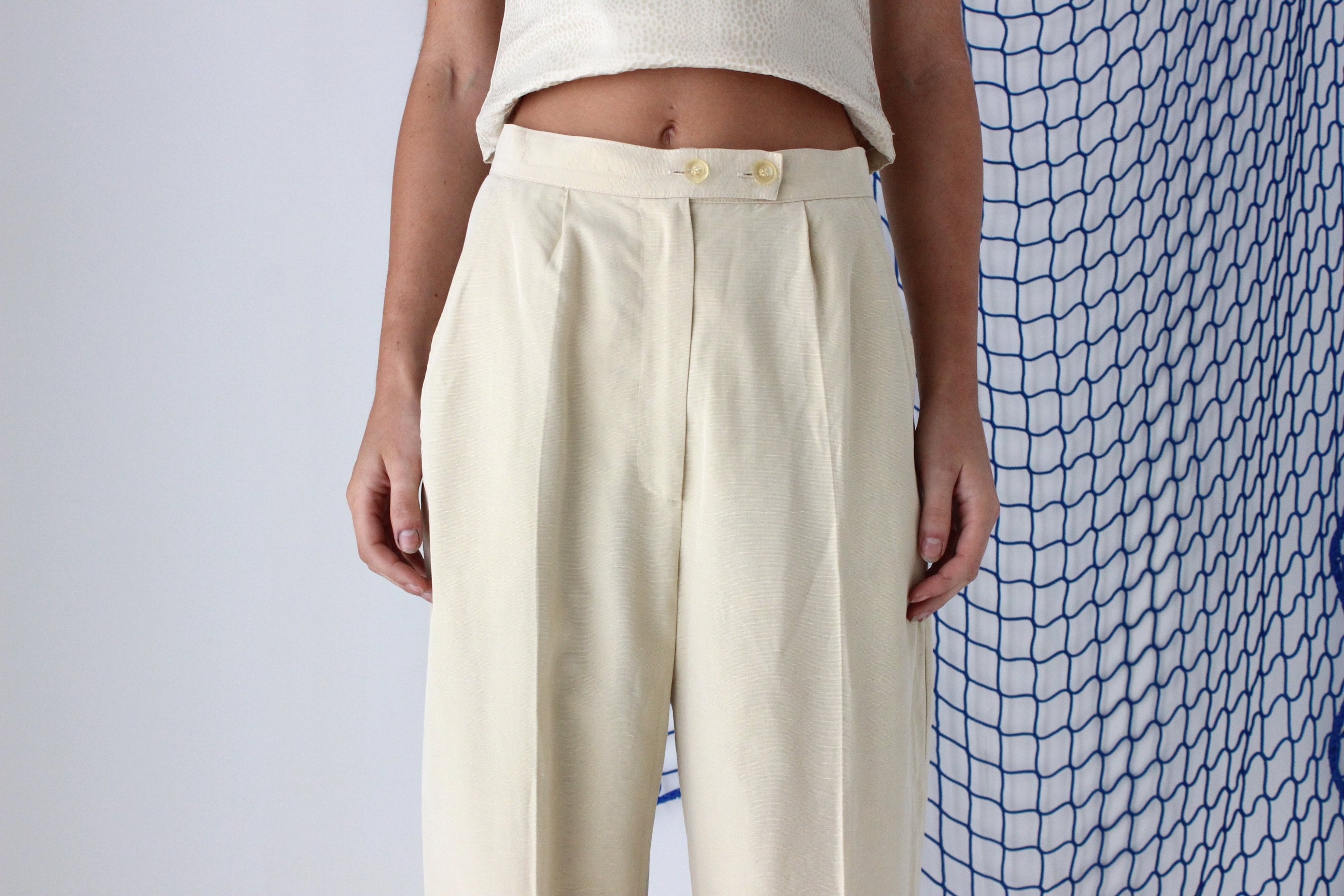 FOUND IN GREECE 90s Cream Crepe Cropped Trousers