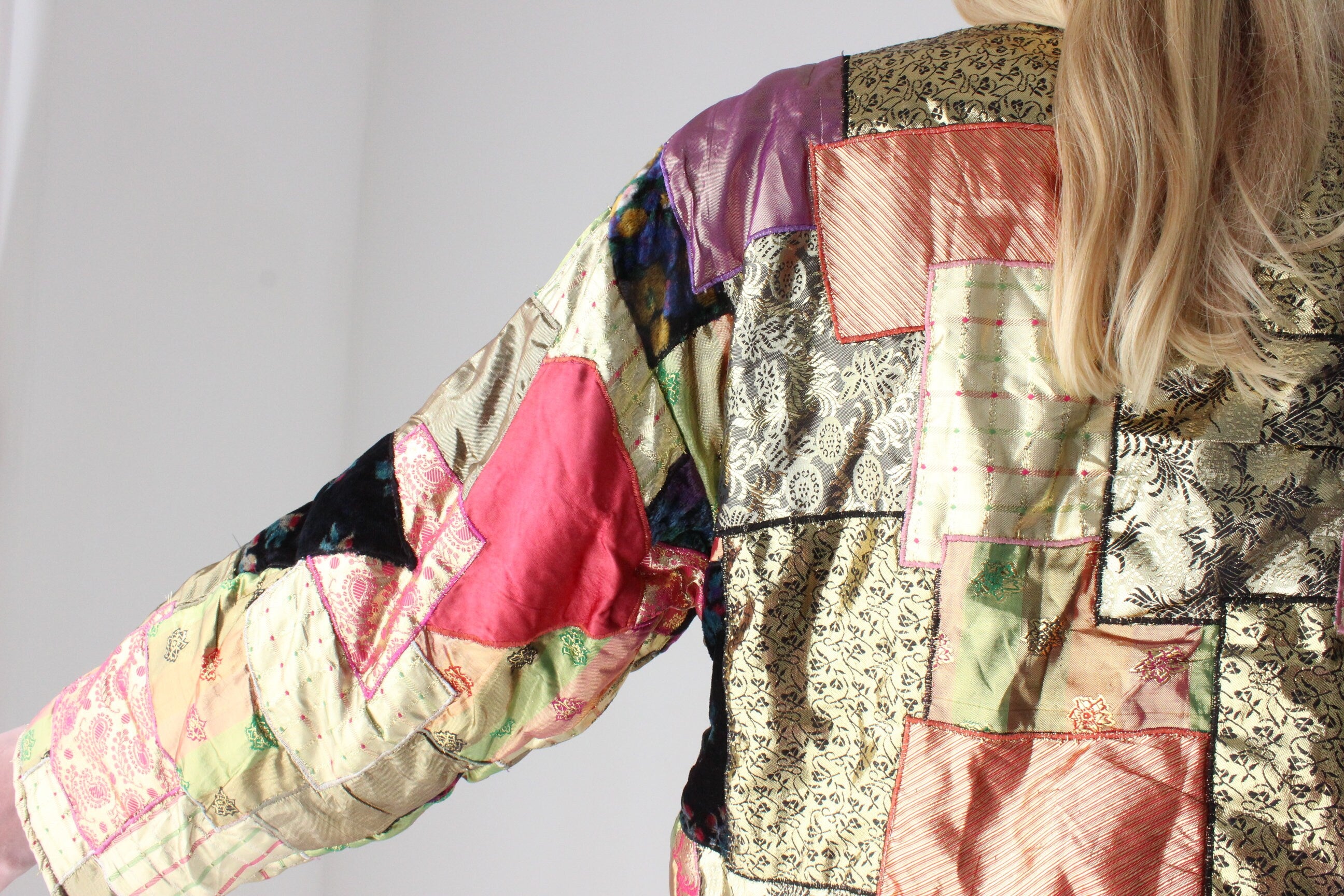 80s Metallic Patchwork Rayon Quilted Cropped Kimono Jacket