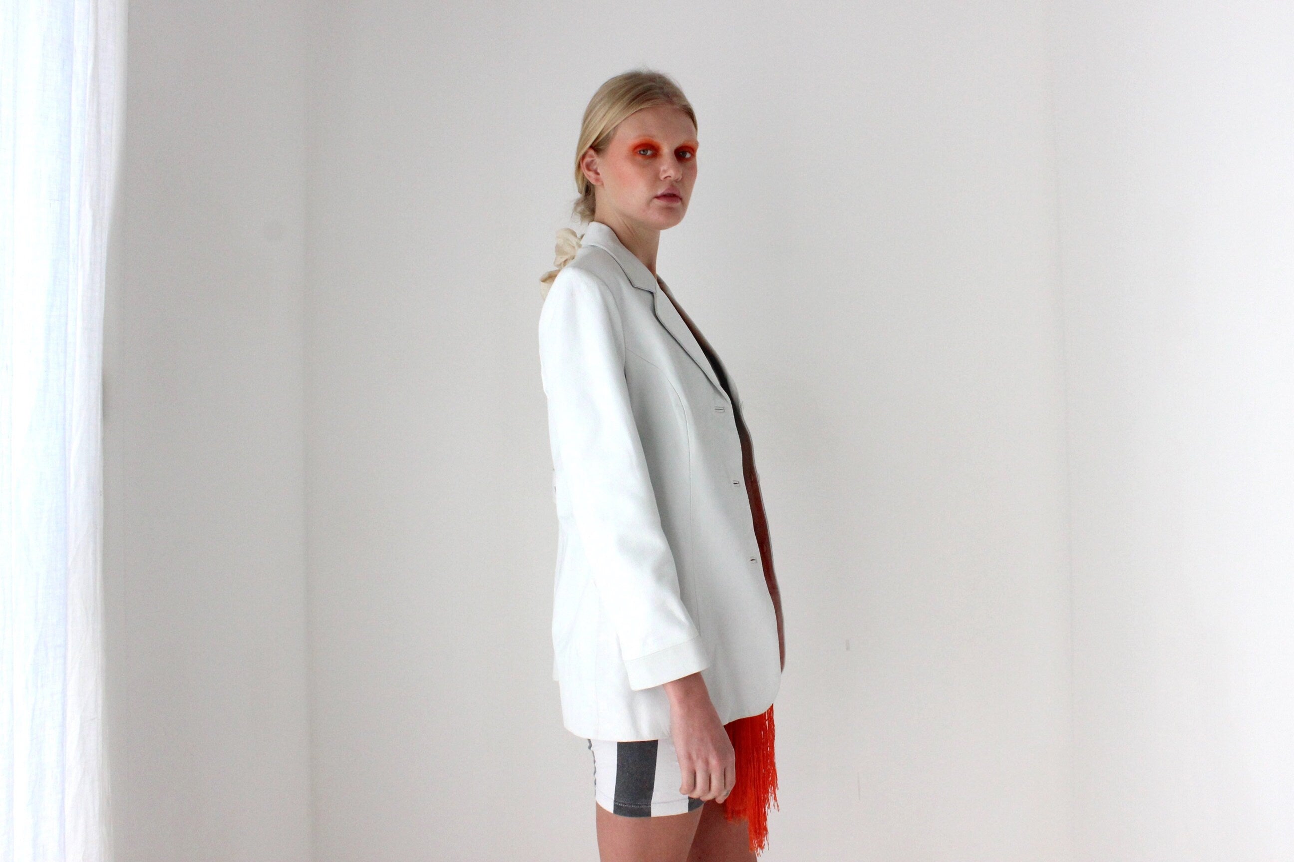 Minimal 90s White Leather Boxy Button Up Blazer Jacket