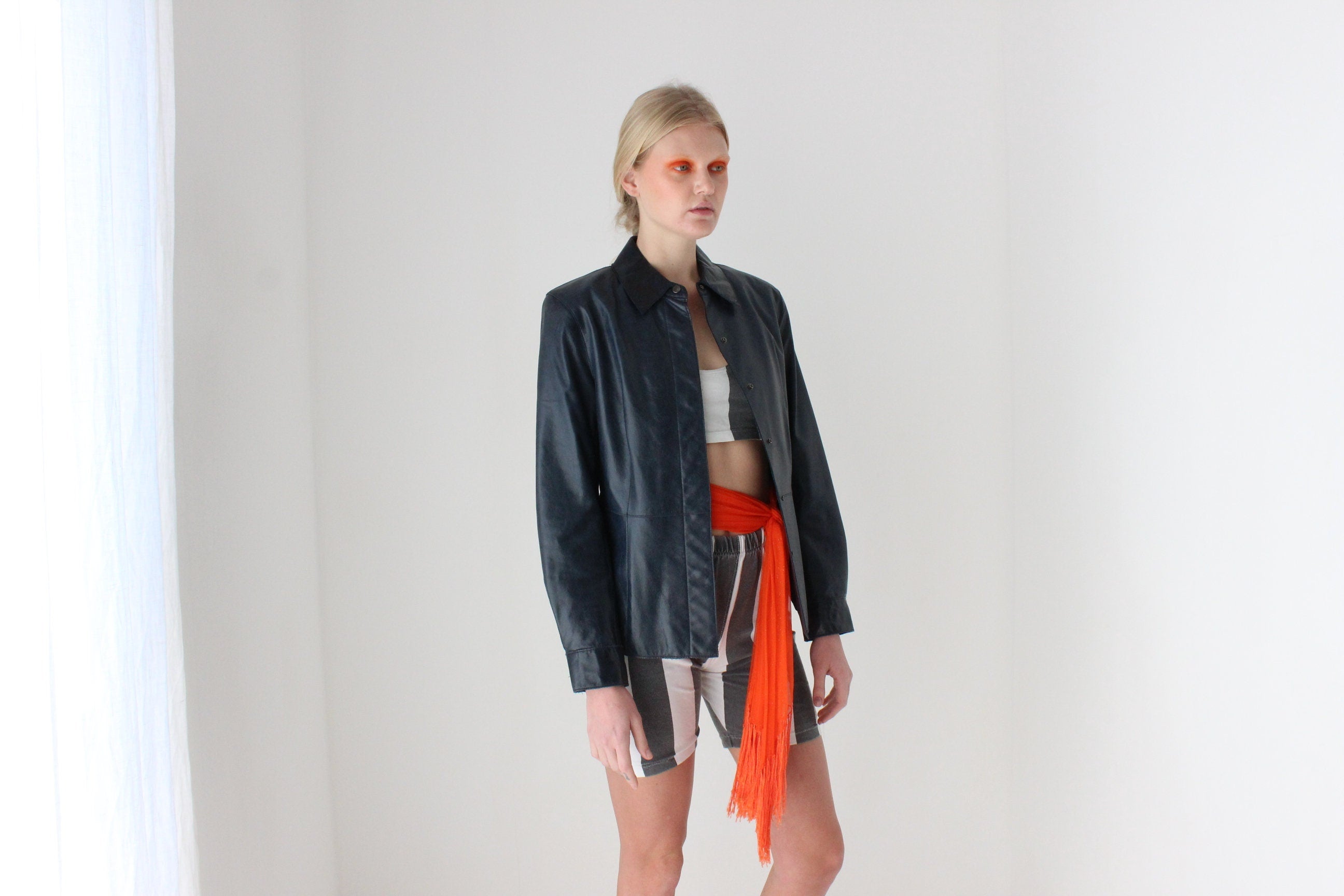 90s Navy Blue Leather Sleek Cropped Shirt Jacket