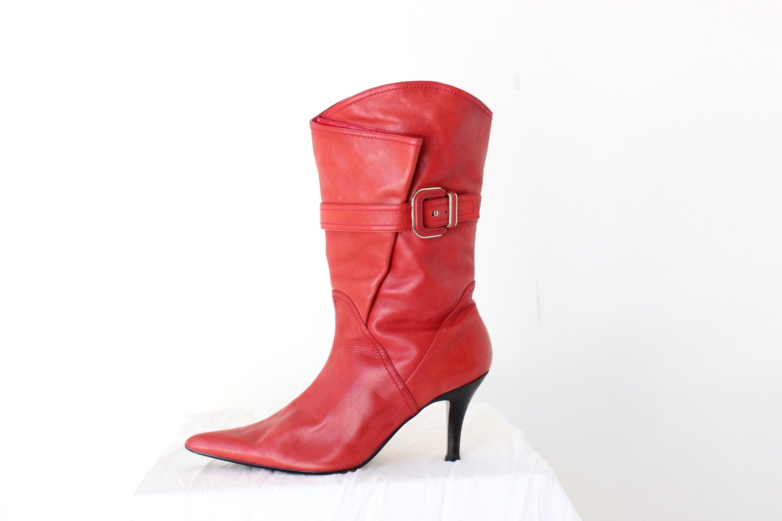 Y2K Red Leather Sassy Cowgirl Boots w/ Buckle & Stiletto Heel - Euro 40.5