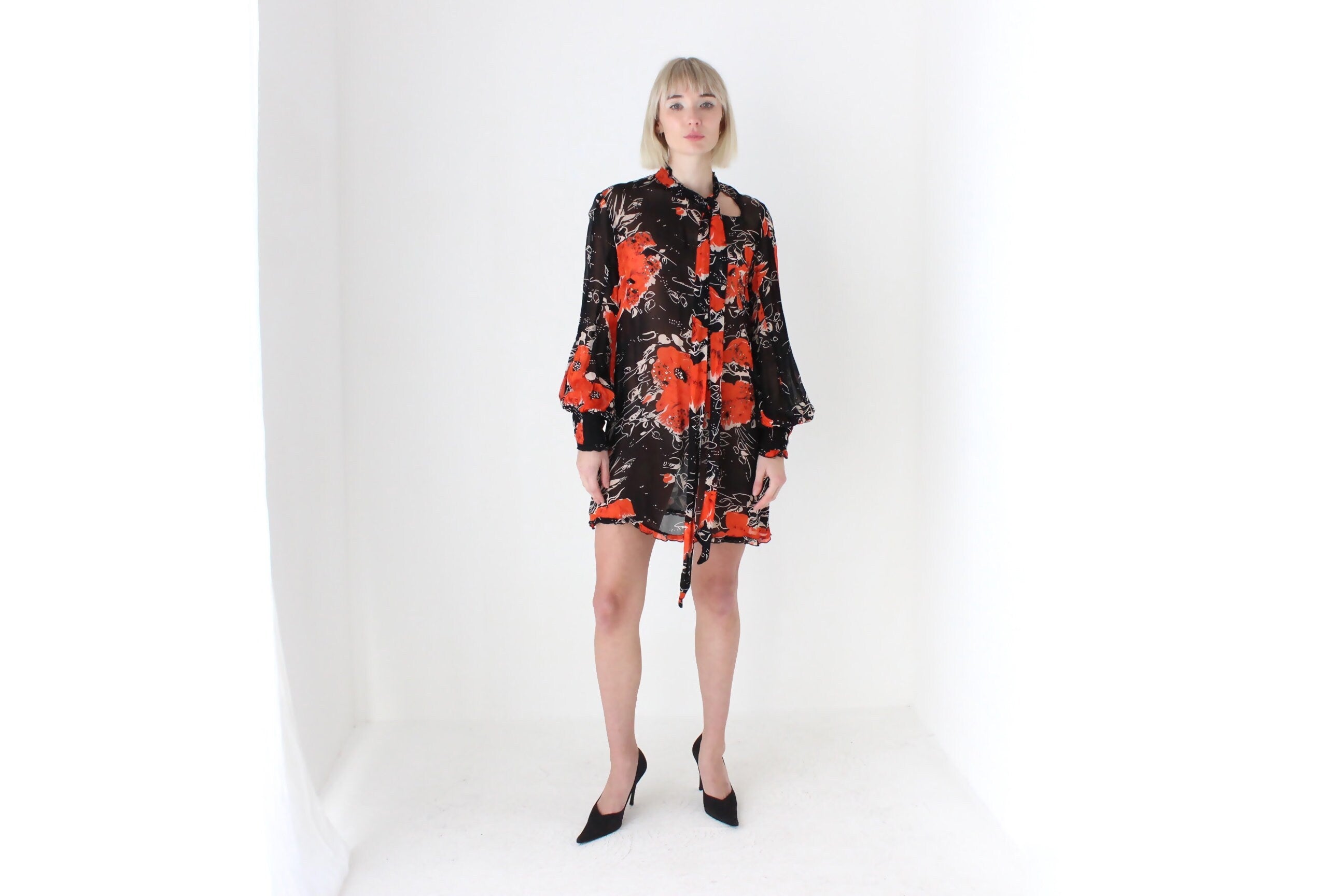 00s Does 70s Floral Crepe Long Sleeve Mini