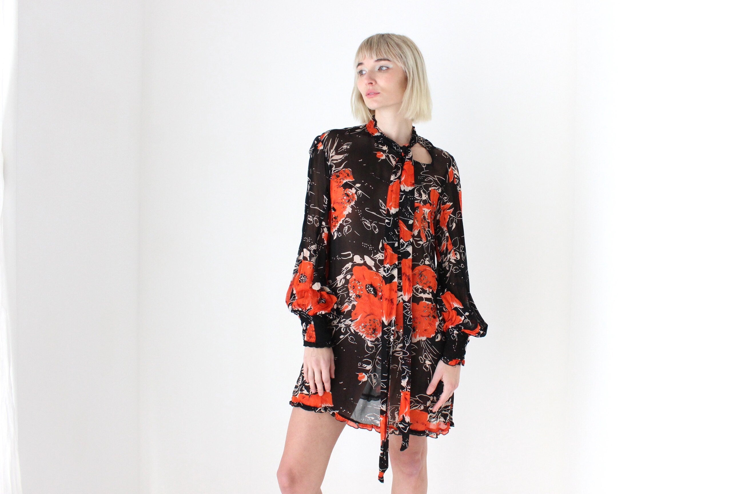 00s Does 70s Floral Crepe Long Sleeve Mini