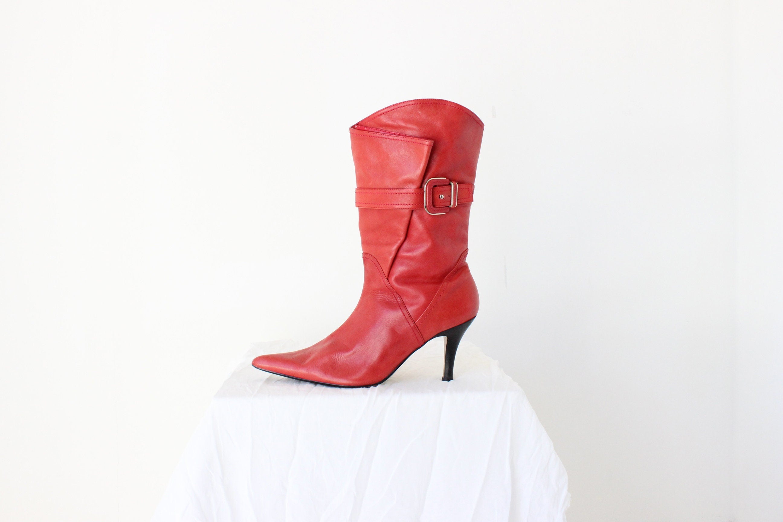 Y2K Red Leather Sassy Cowgirl Boots w/ Buckle & Stiletto Heel - Euro 40.5