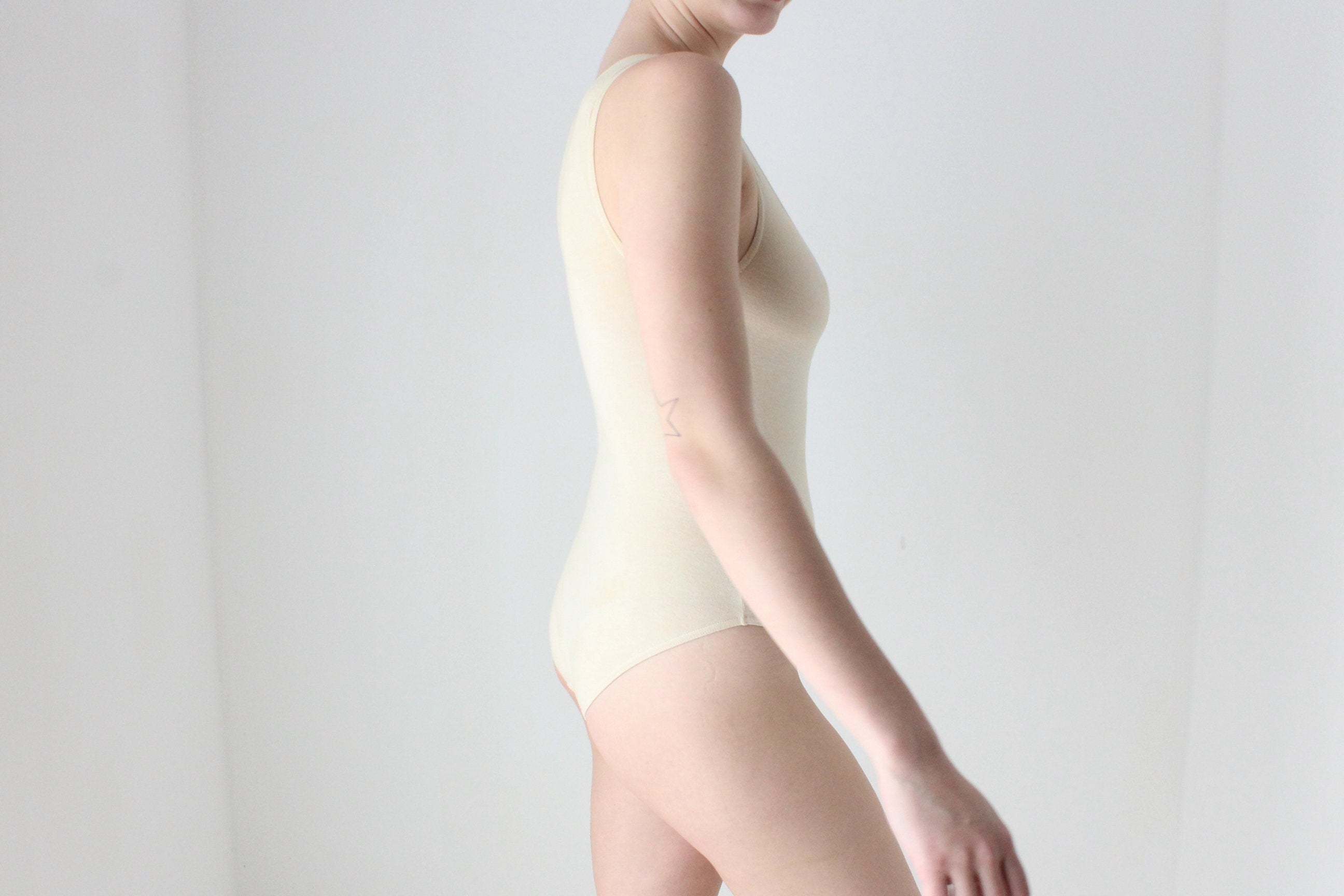 BALLETCORE 80s Pale Nude Cotton Lycra Bodysuit