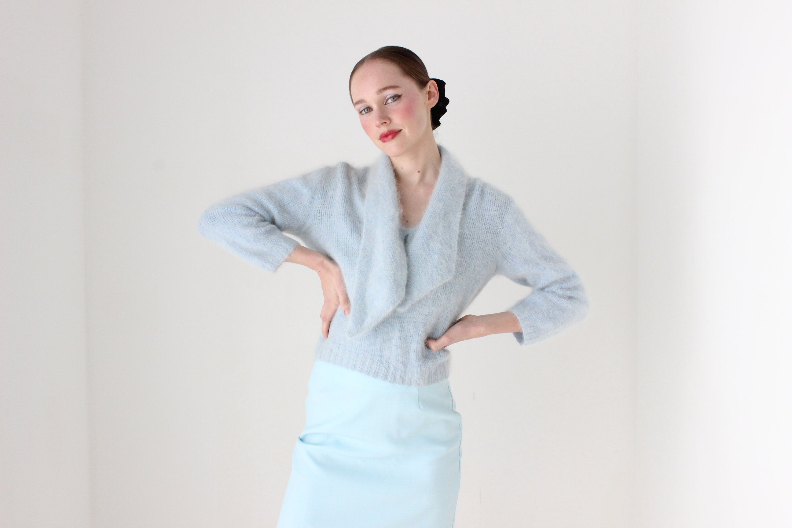 BALLETCORE Divine 80s Soft Angora Cropped Sweater