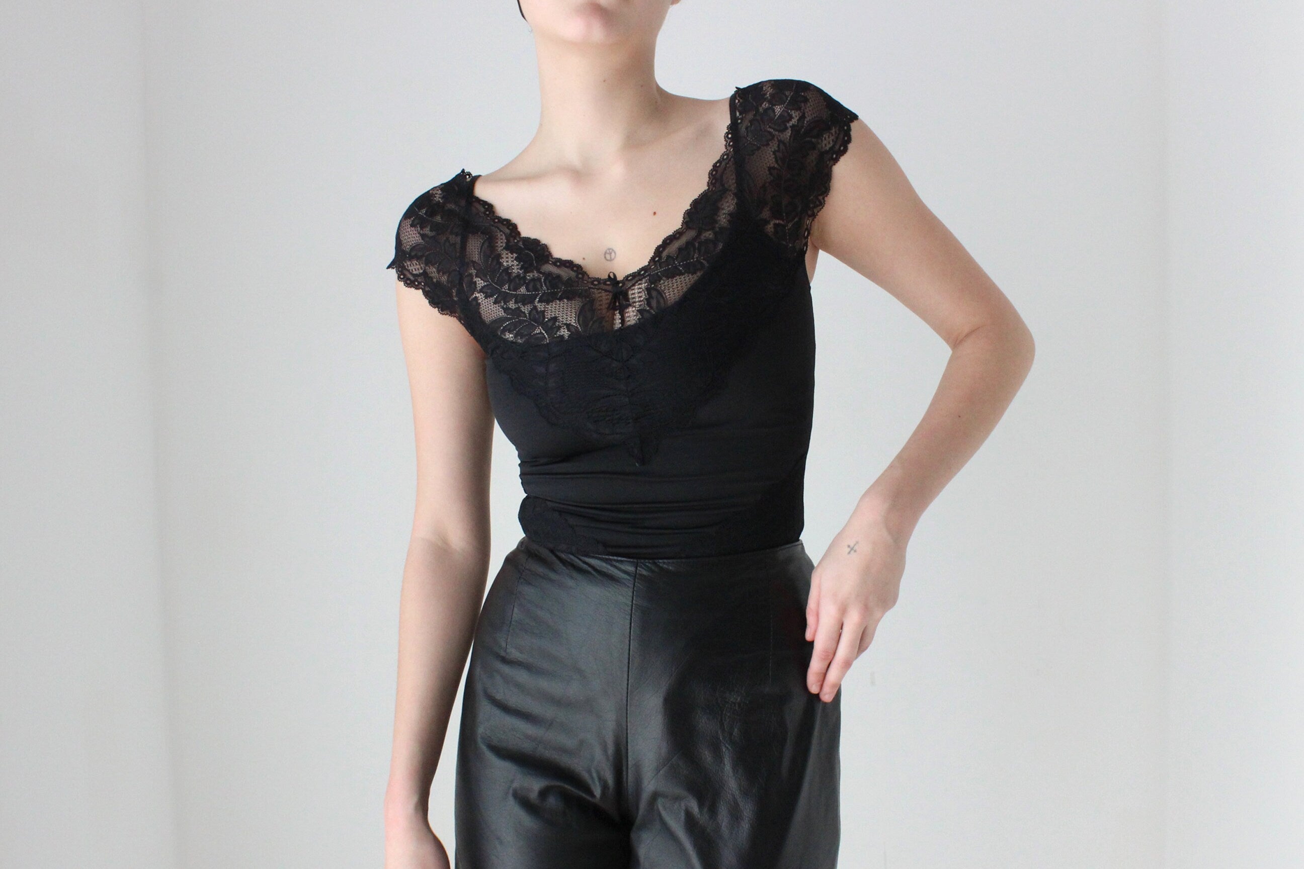 BALLETCORE 80s Romantic Black Lace Bodysuit