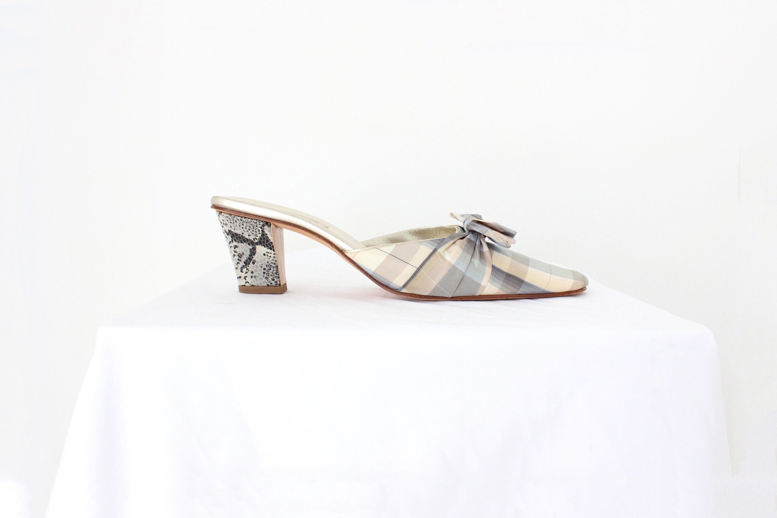 BALLETCORE 90s Olivia Rose Tal Leather & Silk Courtier Mules ~ Euro 40