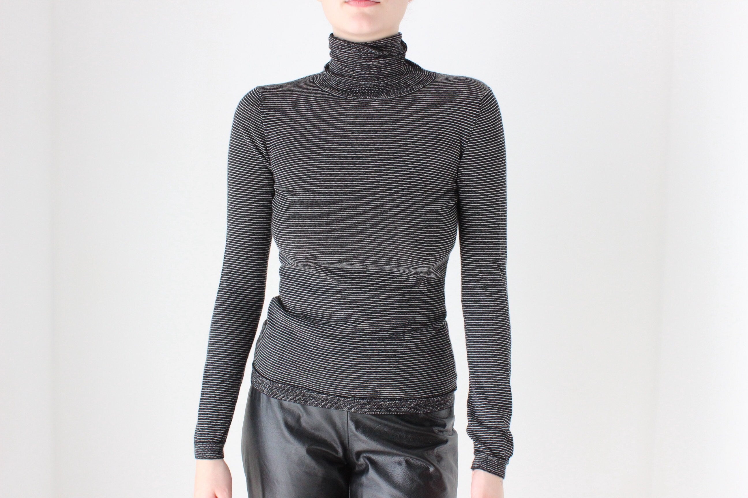 BALLETCORE Fine Merino Wool Fitted Sweater