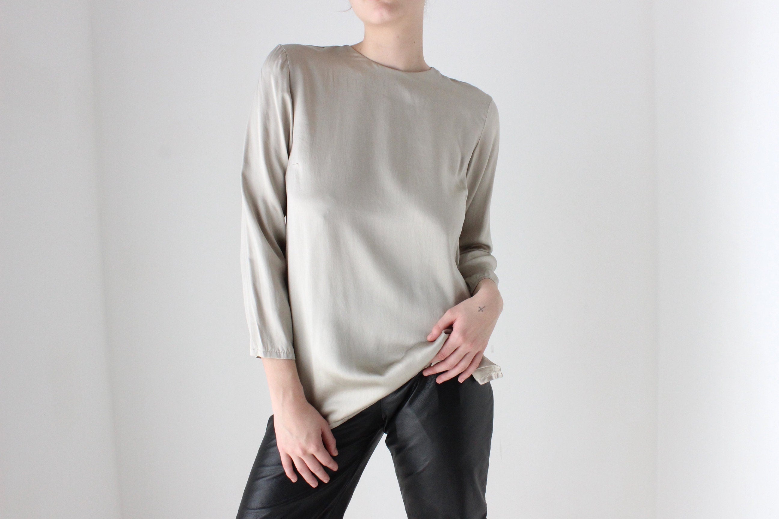 BALLETCORE 80s PURE SILK Minimal Long Sleeve Top