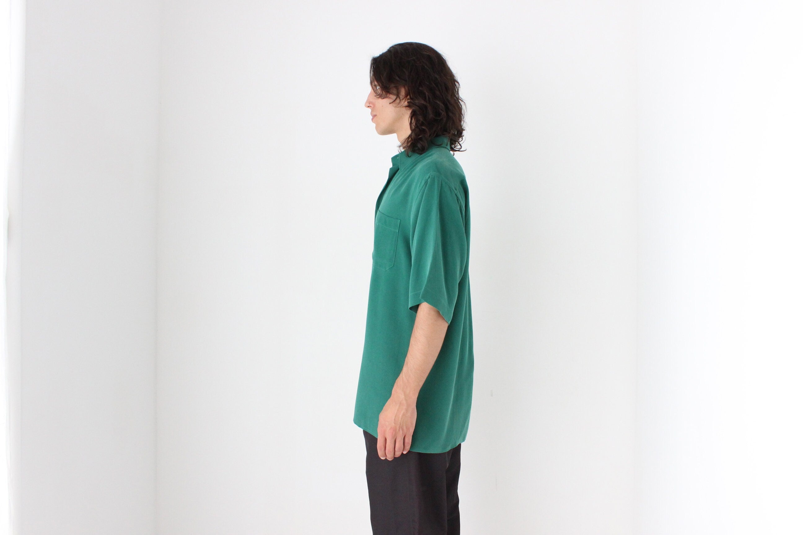 90s Textured Pure Silk Boxy Shirt in Green