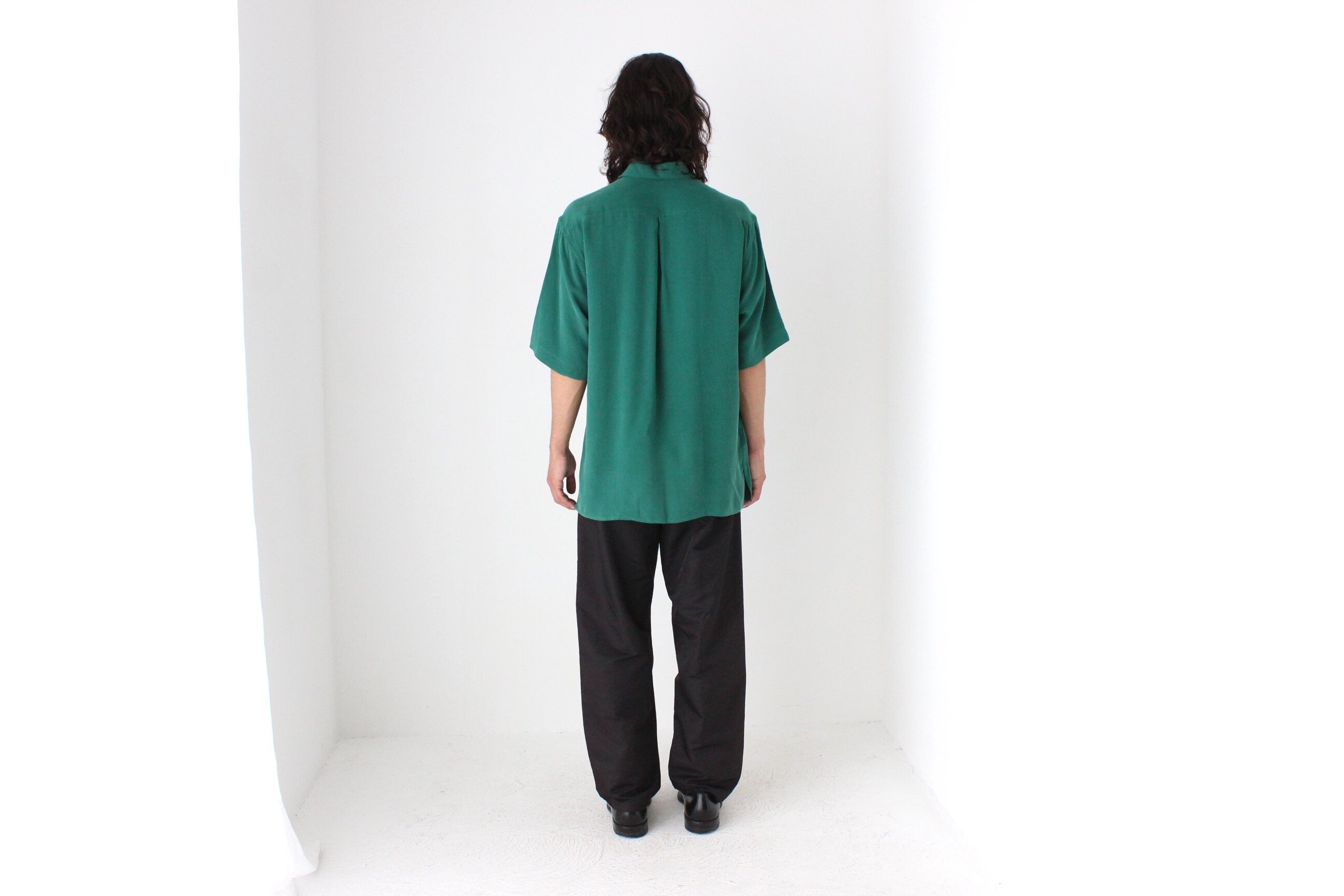 90s Textured Pure Silk Boxy Shirt in Green