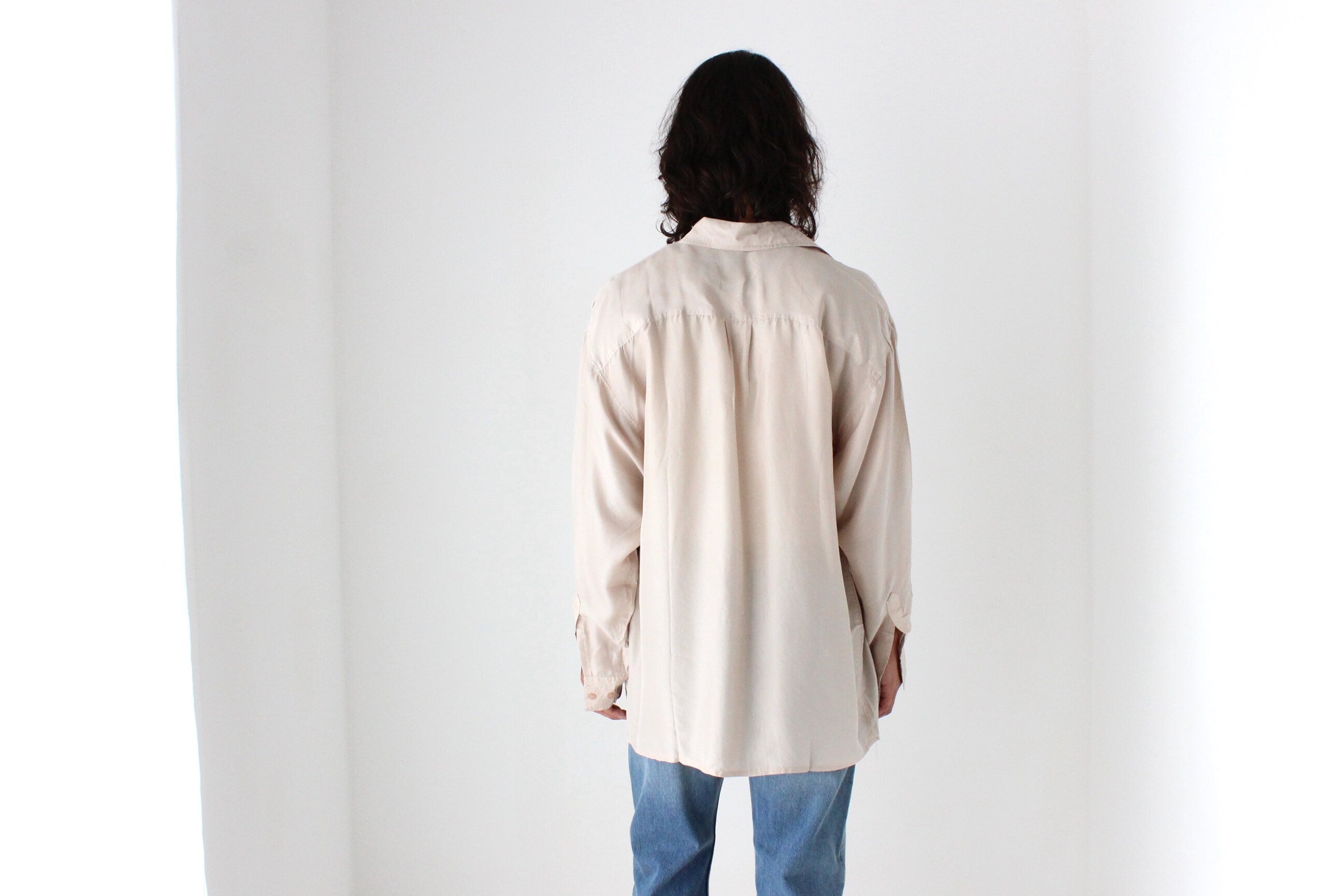 80s PURE SILK Relaxed Long Sleeve Shirt in Neutral Beige