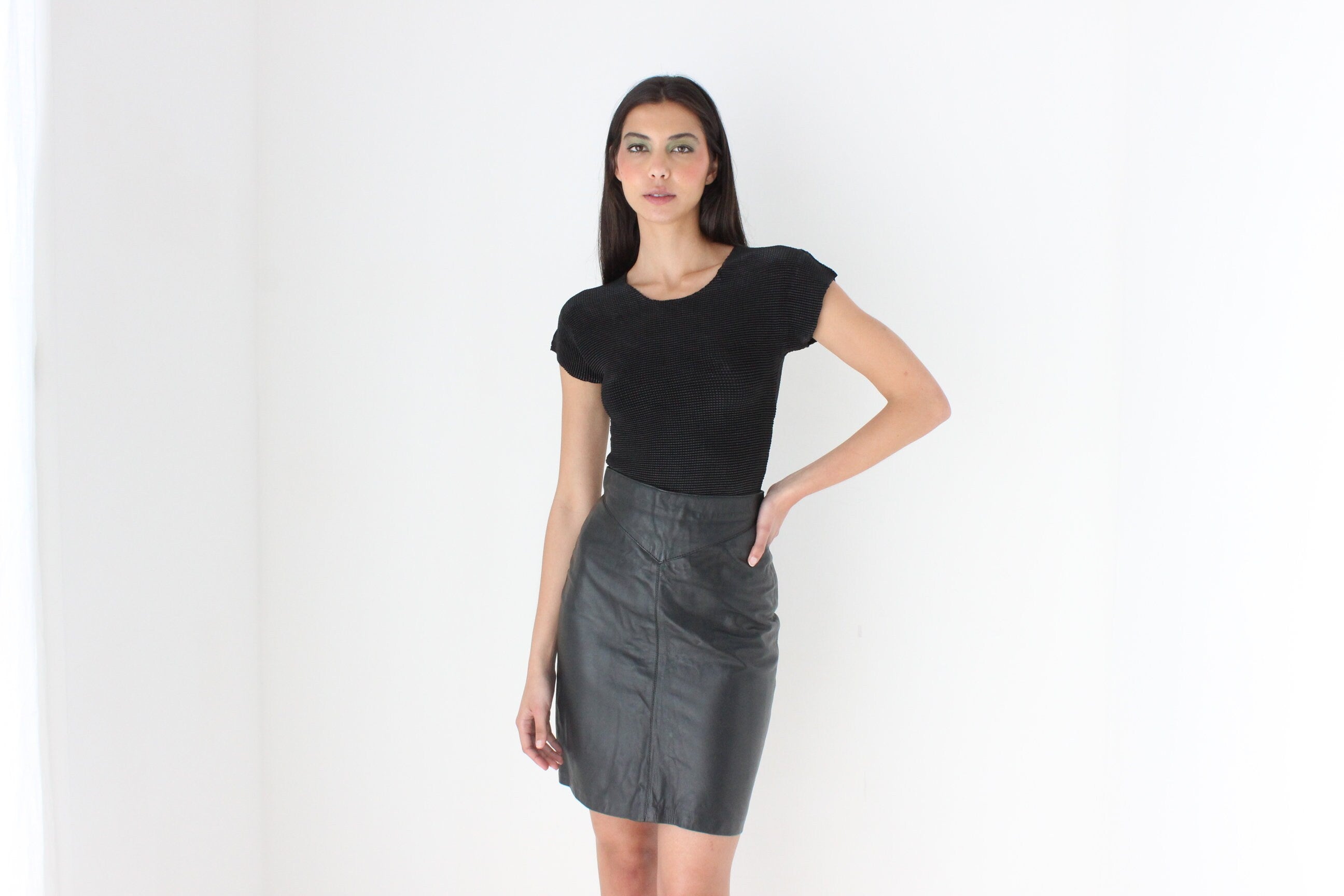 80s Black Leather Mini Pencil Skirt