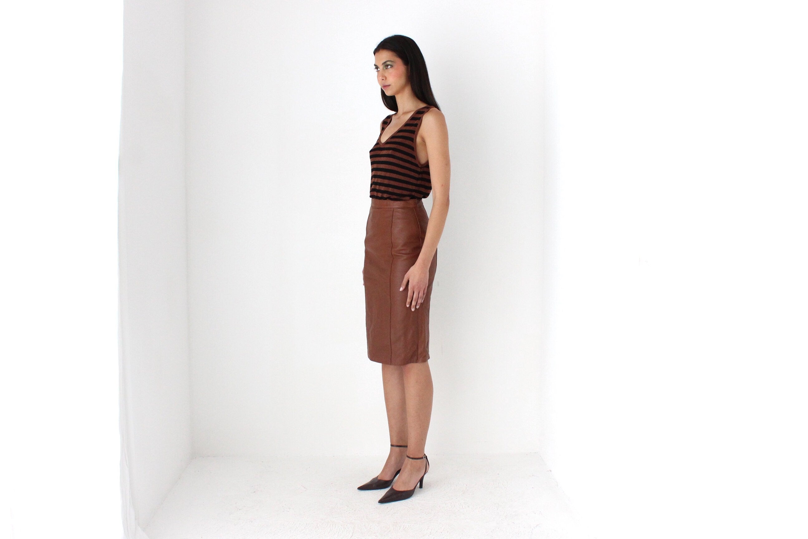 80s Chestnut Brown Italian Leather Knee Length Pencil Skirt