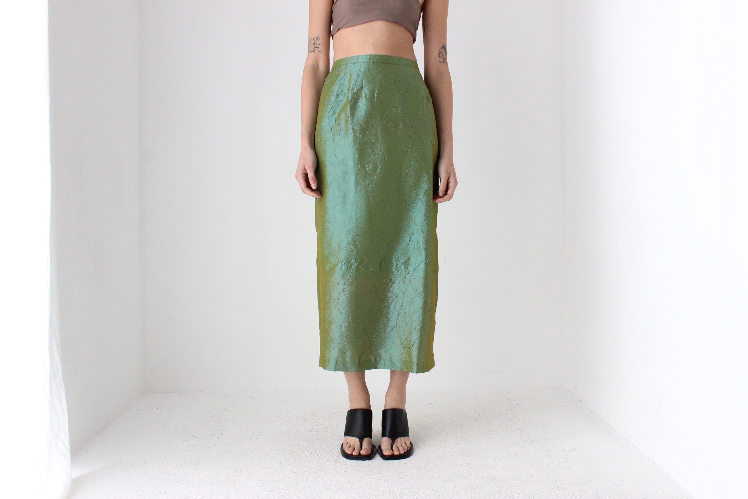 90s Metallic Green Crinkle Taffeta High Waist Column Midi Skirt