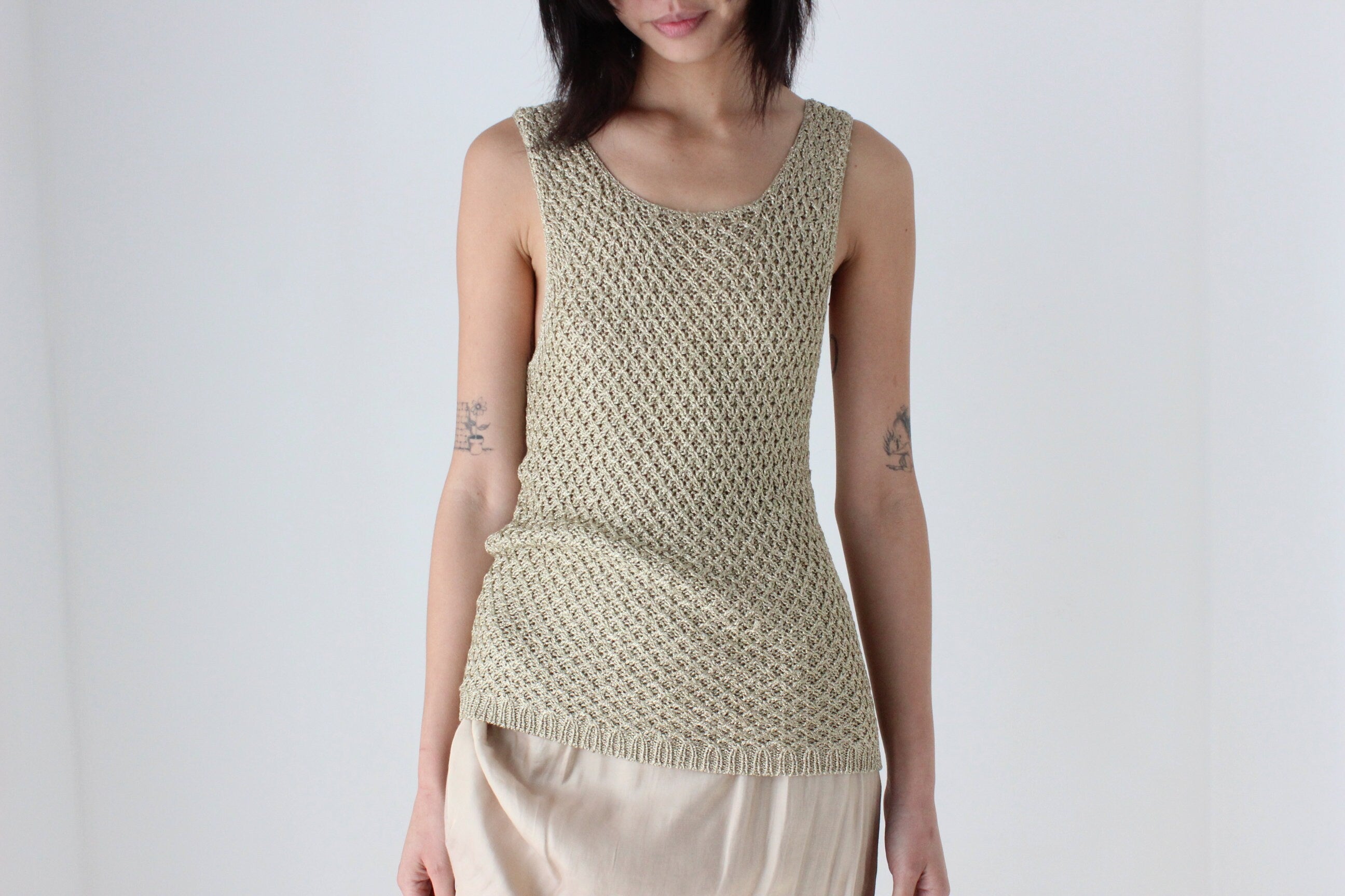 2000s Gold Knit Sleeveless Crochet Tank