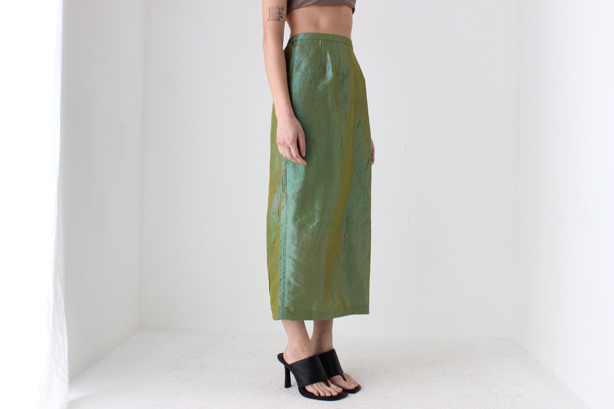 90s Metallic Green Crinkle Taffeta High Waist Column Midi Skirt