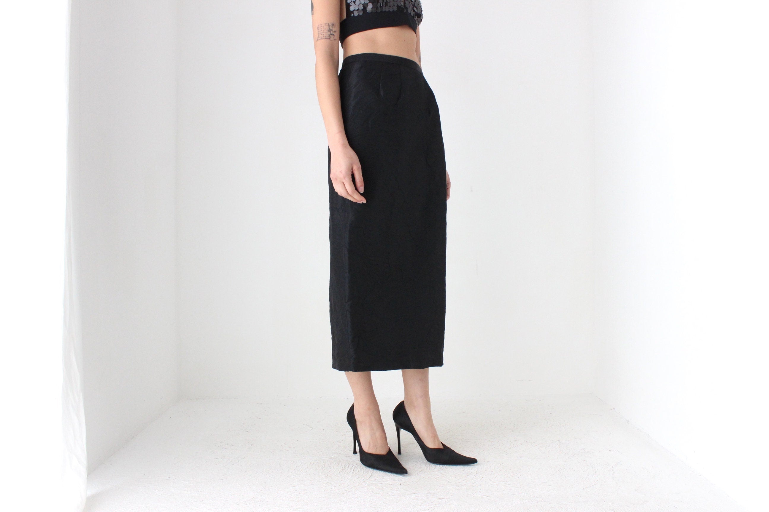 90s Black Taffeta Crinkle High Waist Column Midi Skirt