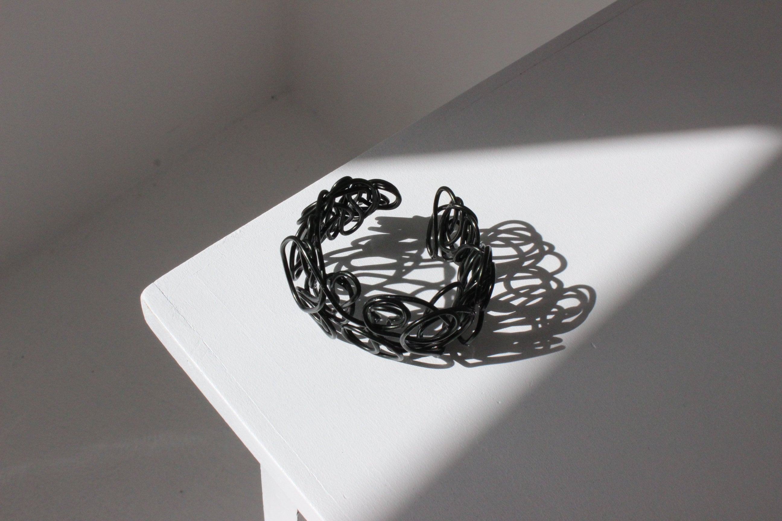 2000s Squiggly Black Abstract Cuff Bracelet