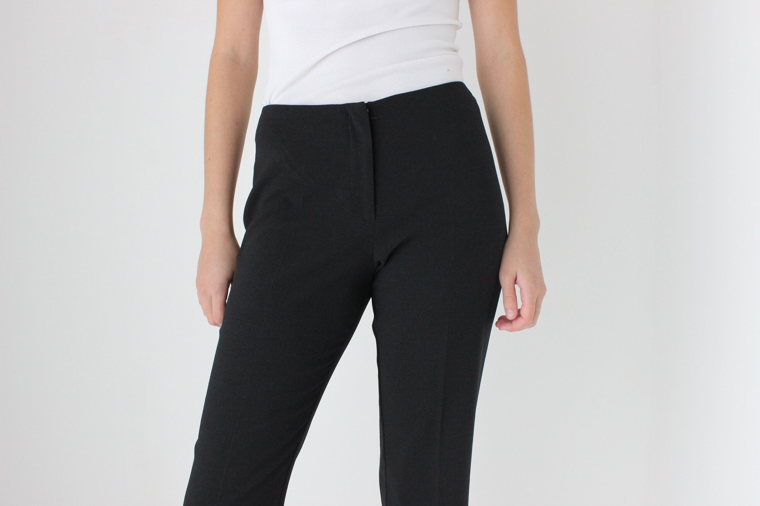 90s Beautifully Fitted Cropped Crepe Trousers