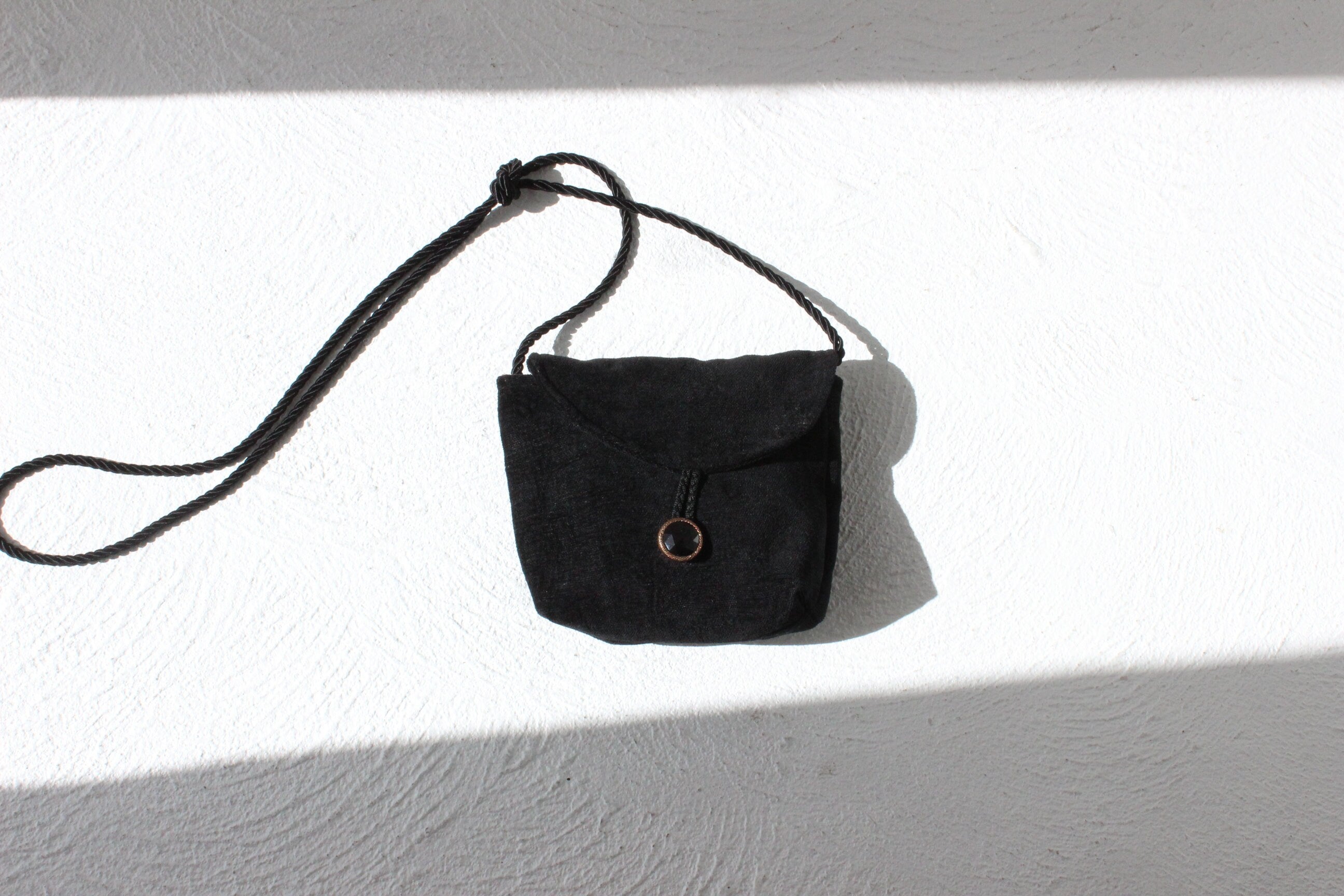 90s Soft Textured Minimal Small Cross Body Handbag